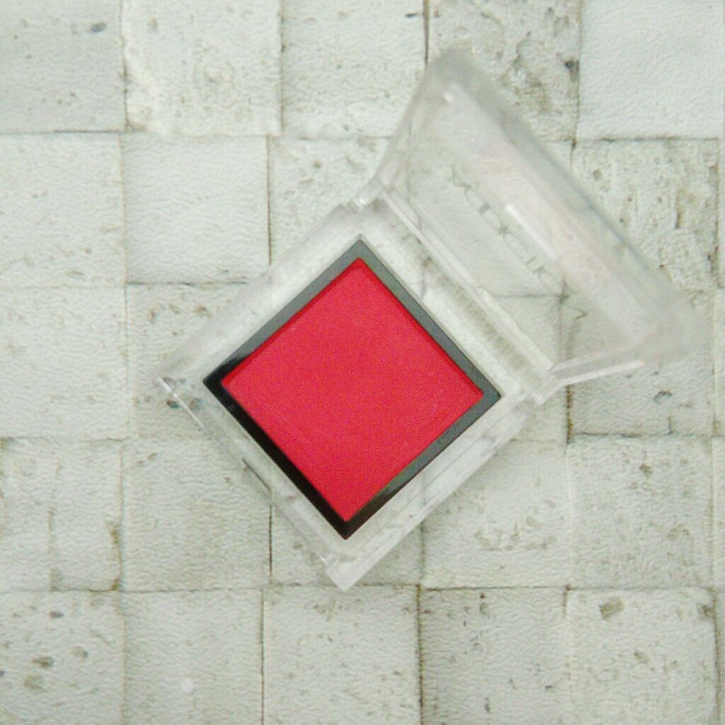 アディクション ザ アイシャドウ 93 Alice (M) /ADDICTION/単色アイシャドウを使ったクチコミ（1枚目）