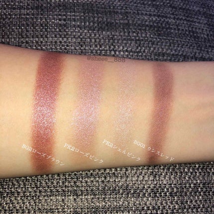 UR GLAM POWDER EYESHADOW シェルピンク〈ブルーラメ〉/U R GLAM/単色アイシャドウを使ったクチコミ(3枚目)