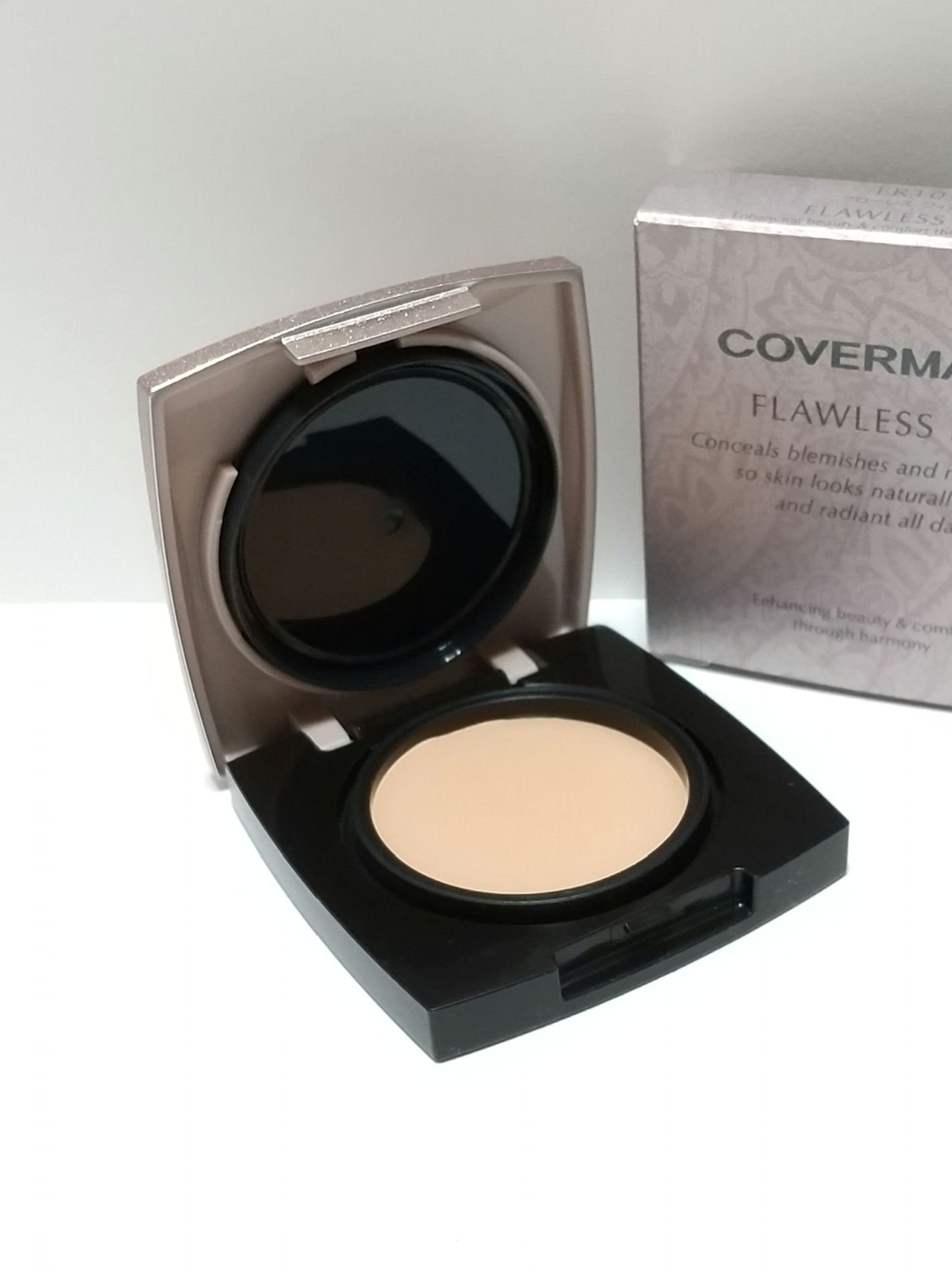 フローレス フィット/COVERMARK/クリーム・エマルジョンファンデーションを使ったクチコミ（2枚目）