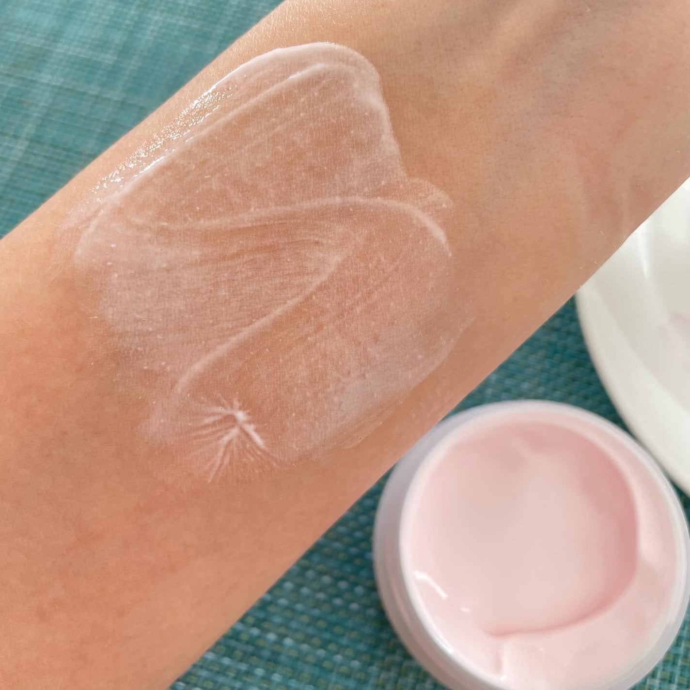 カラミー カラミンノーセバムジェル/Calamee/フェイスクリームを使ったクチコミ(9枚目)