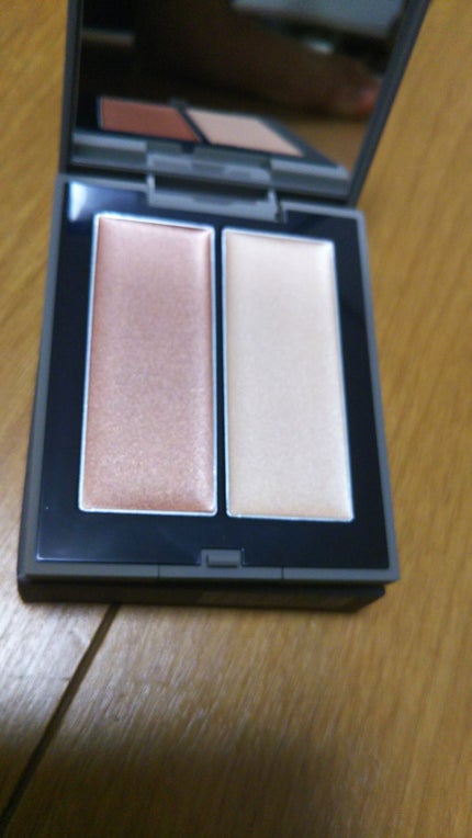 THREE シマリング グロー デュオ/THREE/クリームハイライトを使ったクチコミ(2枚目)