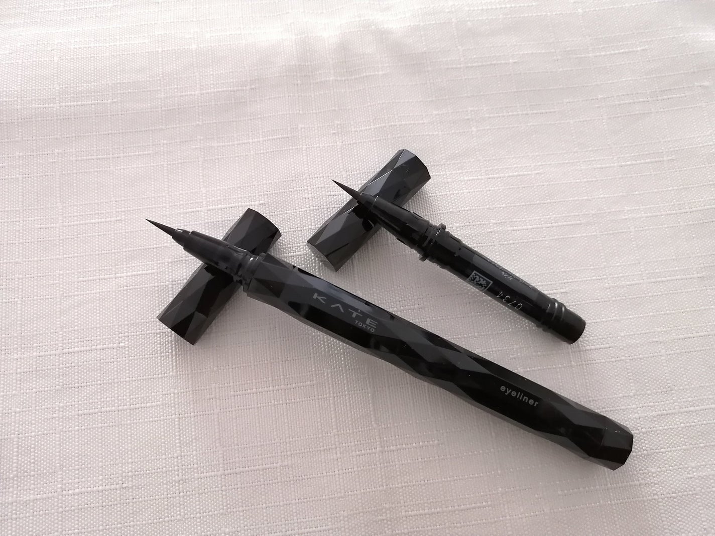 スーパーシャープライナーEX4.0/KATE/リキッドアイライナーを使ったクチコミ(3枚目)