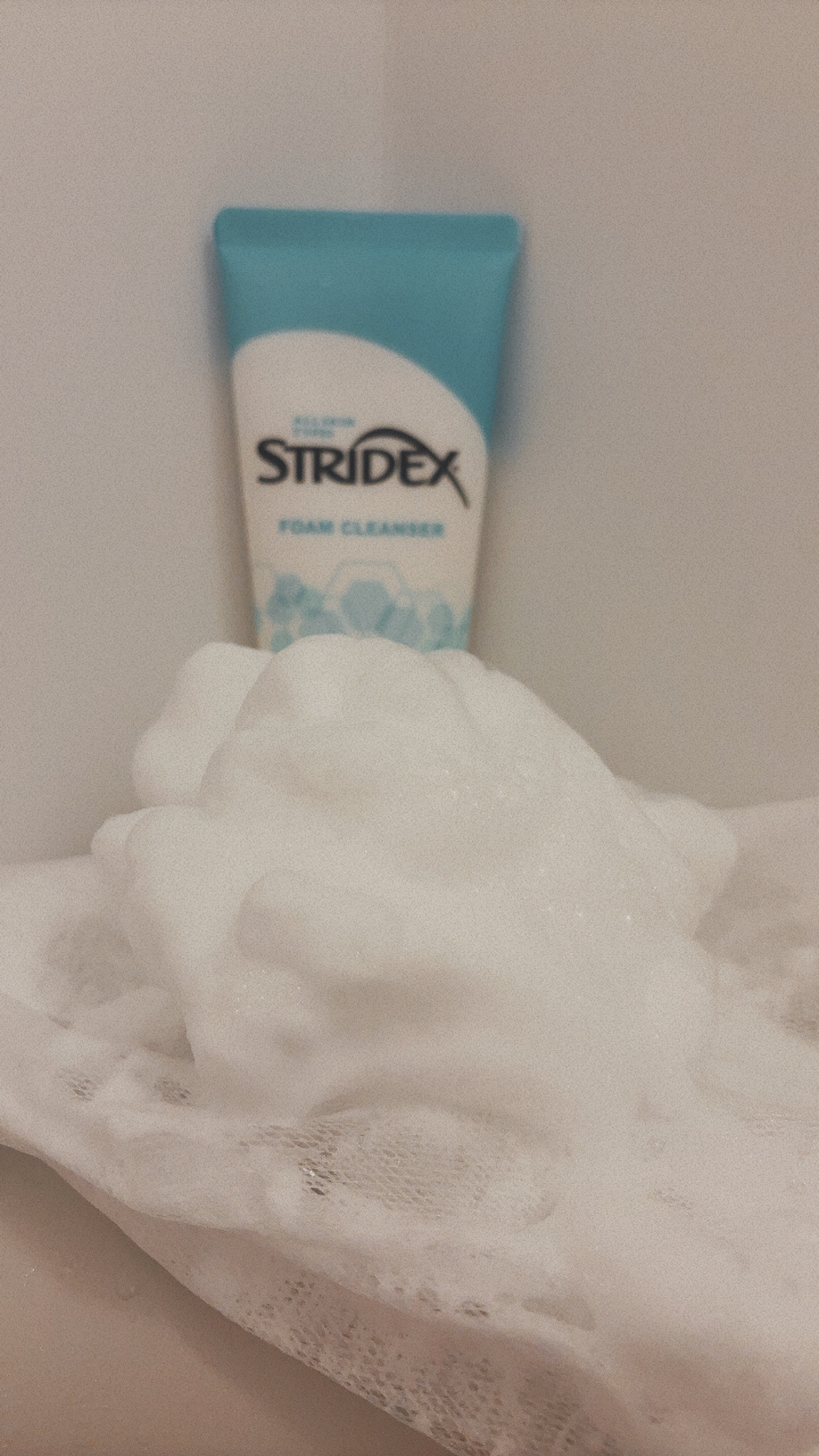 弱アルカリ性BHAフォームクレンザー 150ml/STRIDEX/洗顔フォームを使ったクチコミ（3枚目）