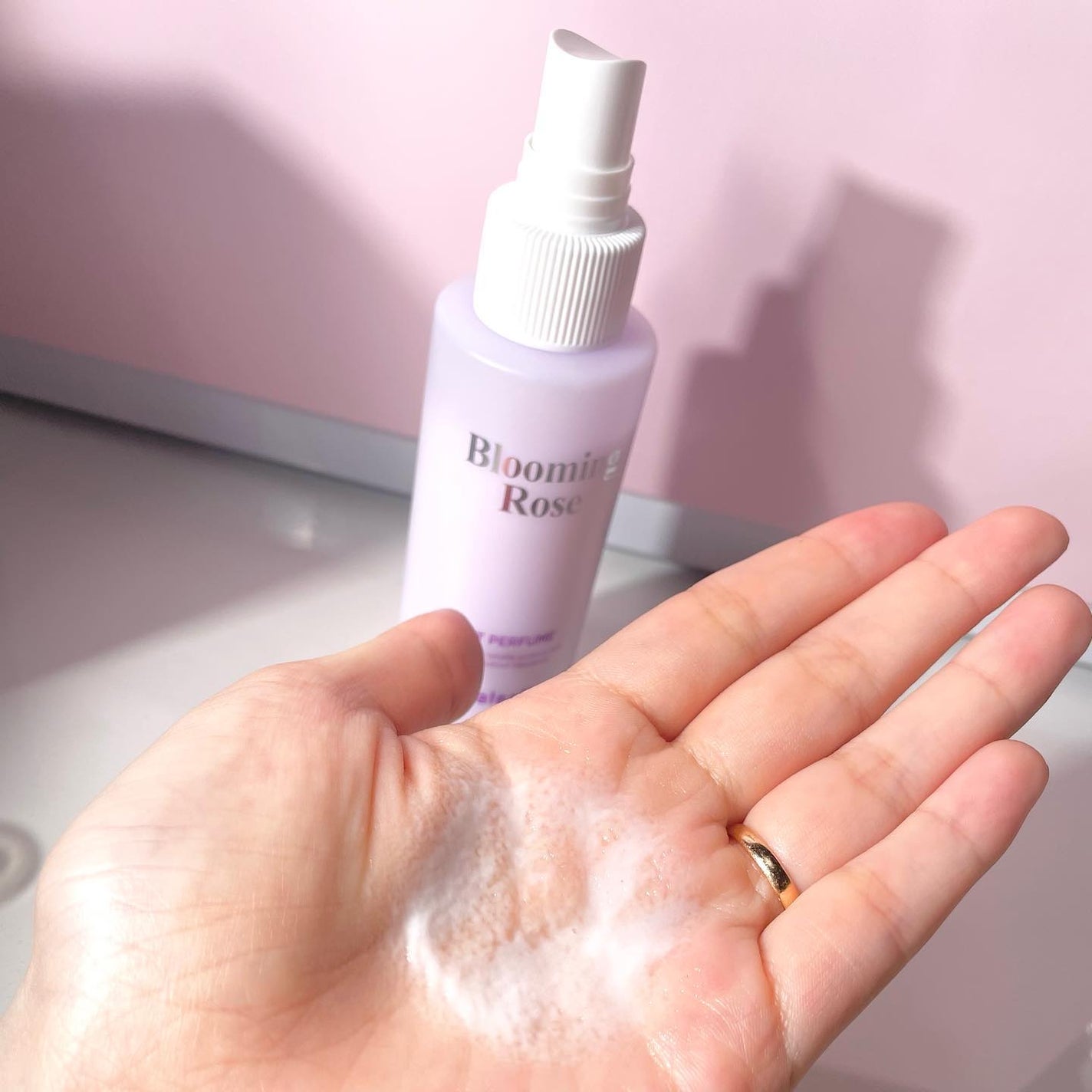 パフュームヘアパックインミスト Pink Breeze/Daleaf/アウトバストリートメントを使ったクチコミ(3枚目)