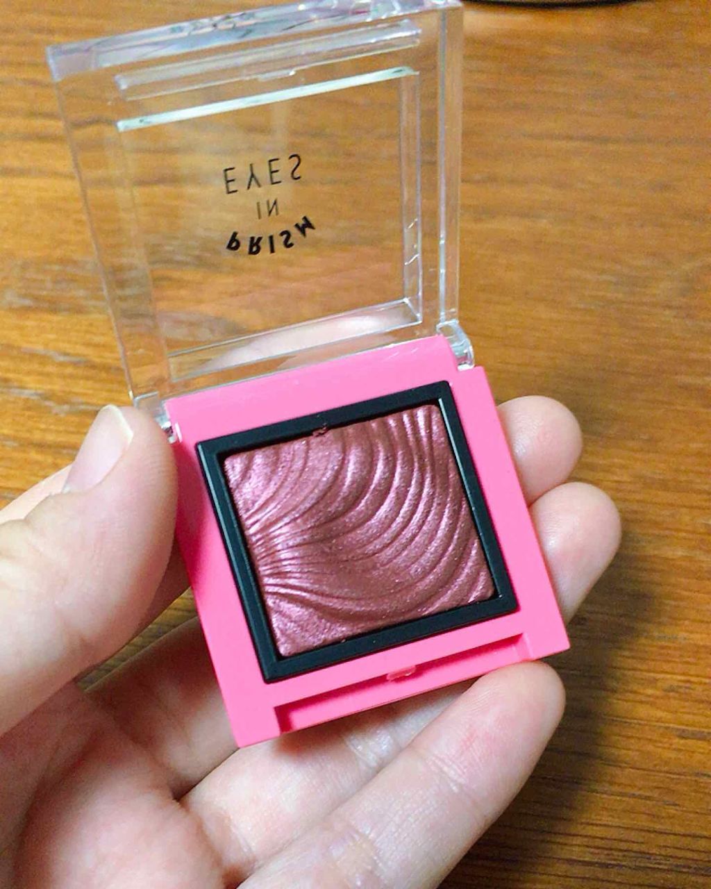 プリズムインアイズ/ETUDE/単色アイシャドウを使ったクチコミ（2枚目）