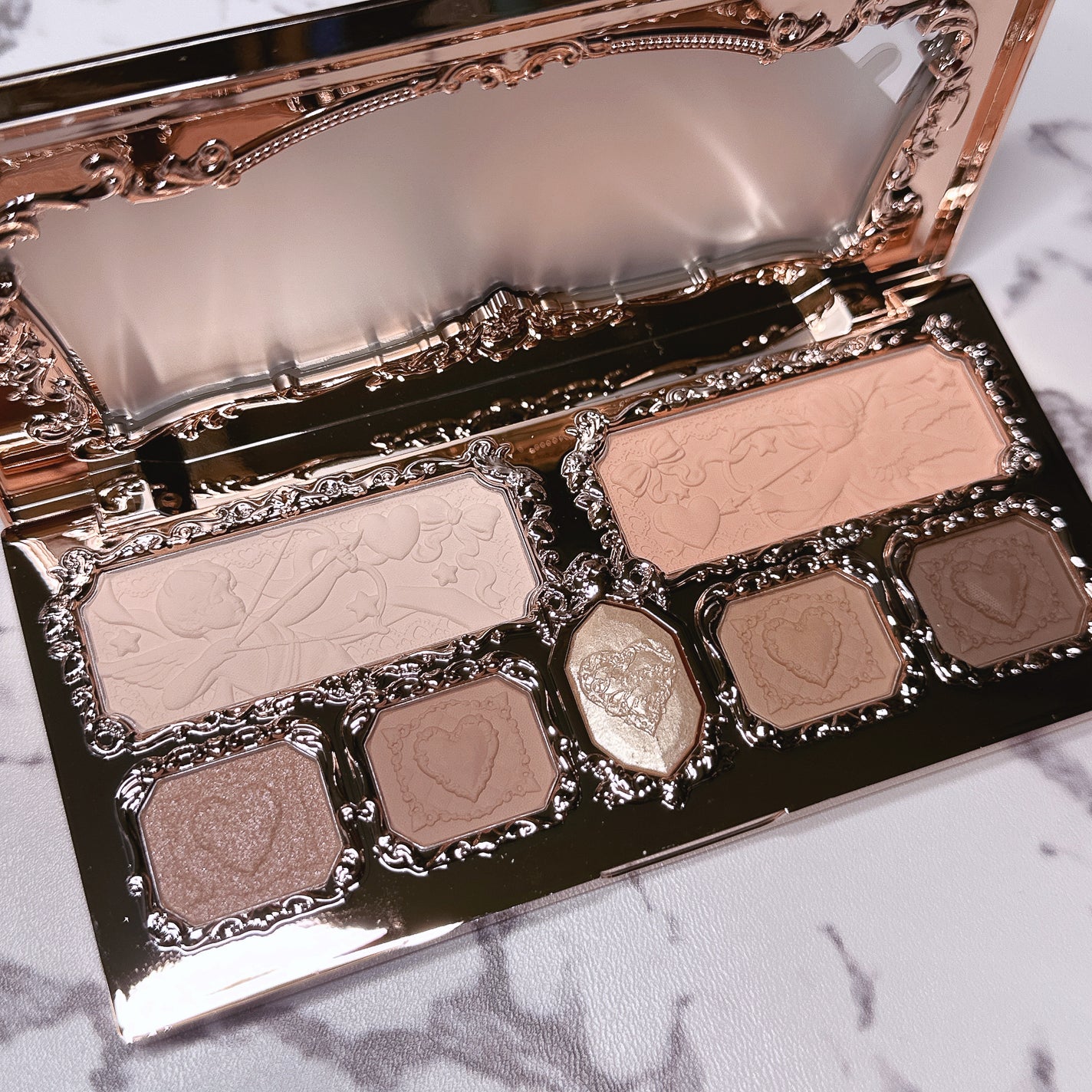 ストロベリーキューピッドコレクション メイクアップパレット/FlowerKnows/アイシャドウパレットを使ったクチコミ(4枚目)