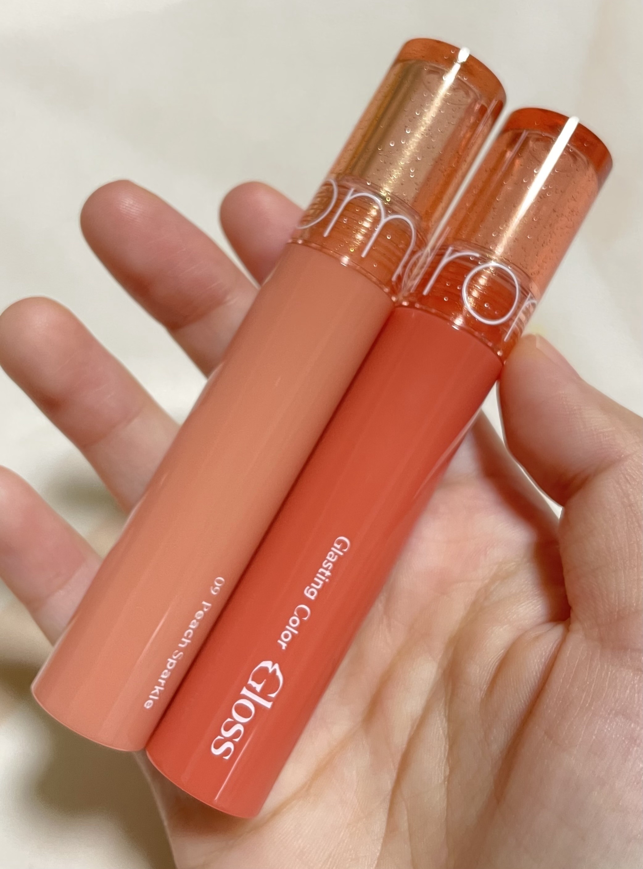 グラスティングカラーグロス/rom&nd/リップグロスを使ったクチコミ（1枚目）