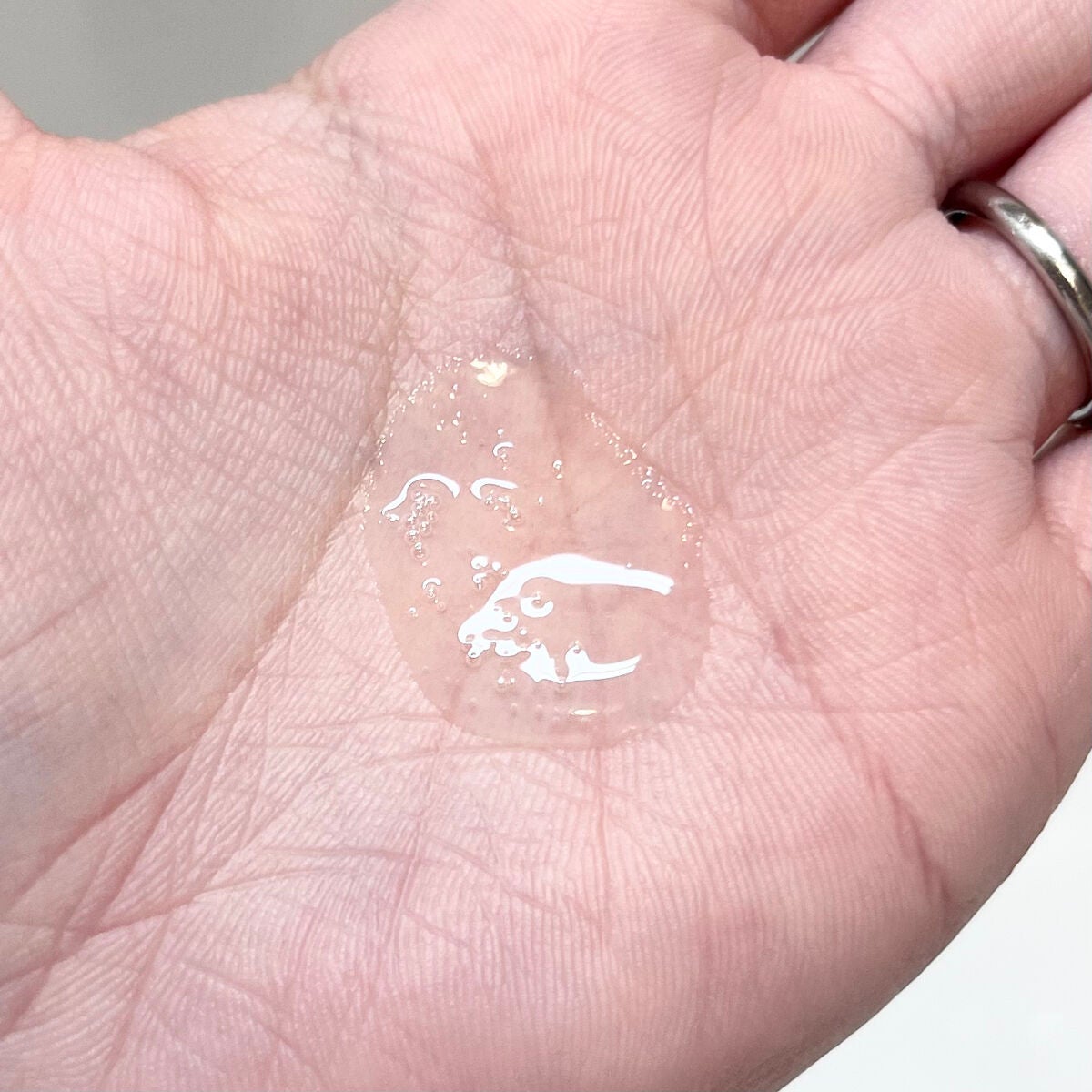 キラメキ ウォーターコンク シャイニー ヘアオイル/ululis/ヘアオイルを使ったクチコミ(3枚目)