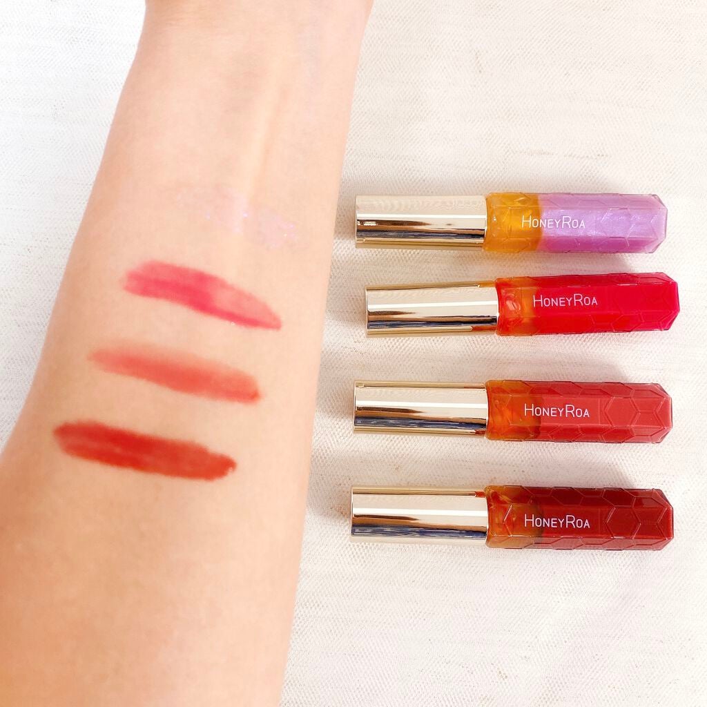 ハニーラスター r/ROAlív/リップグロスを使ったクチコミ(2枚目)