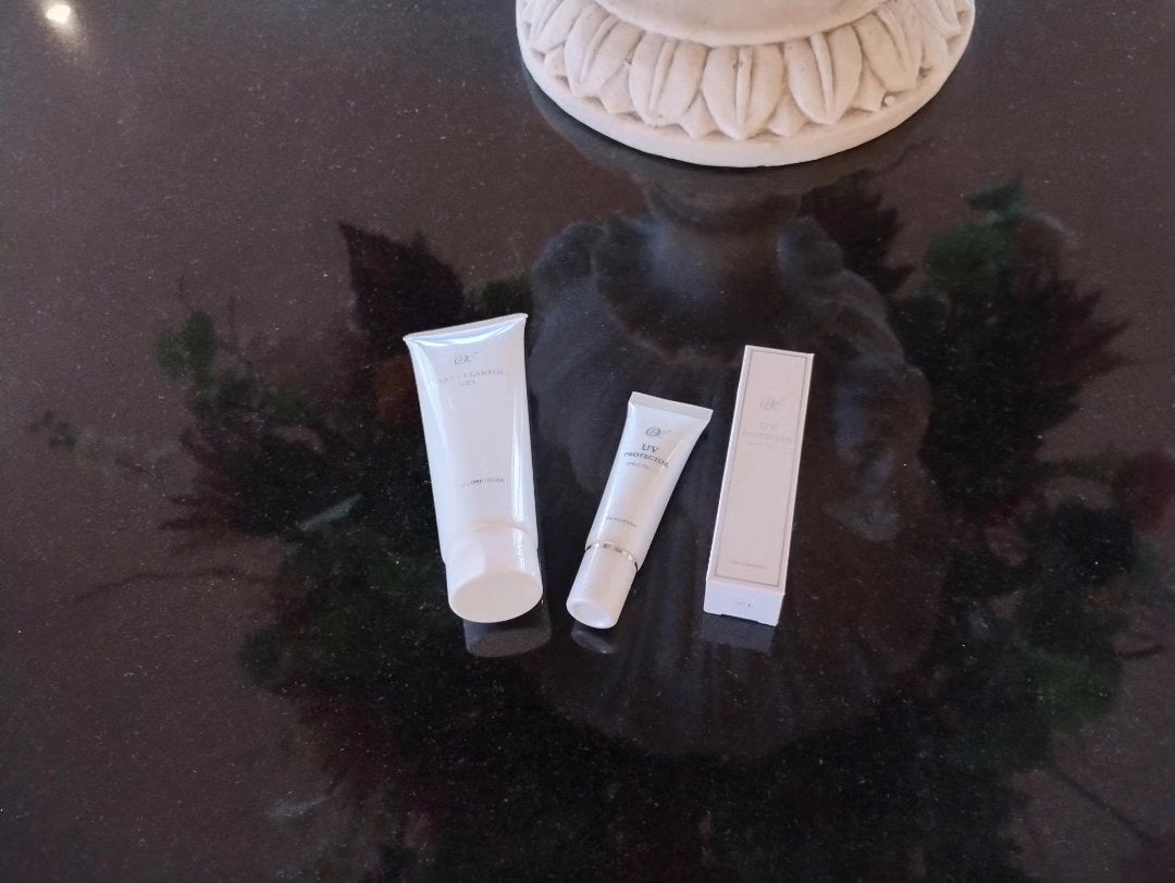 mcgroupakiko on LIPS 「外出先から帰宅すると、衣類やアクセサリーを外し「obcクリアク..」(5枚目)