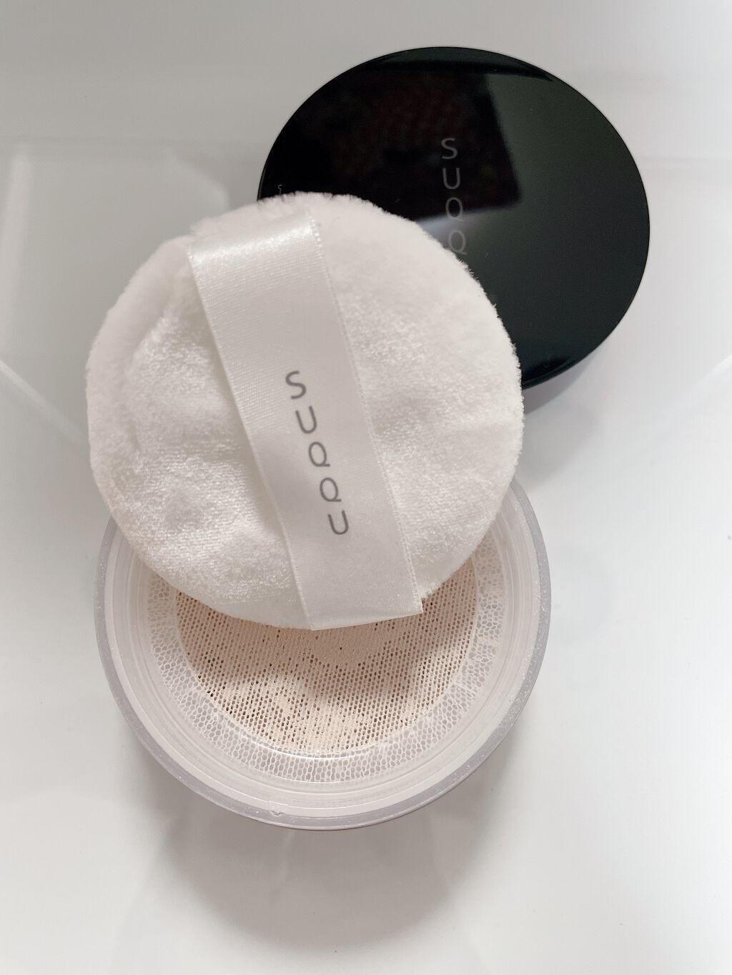 オイル リッチ グロウ ルース パウダー/SUQQU/ルースパウダーを使ったクチコミ（2枚目）