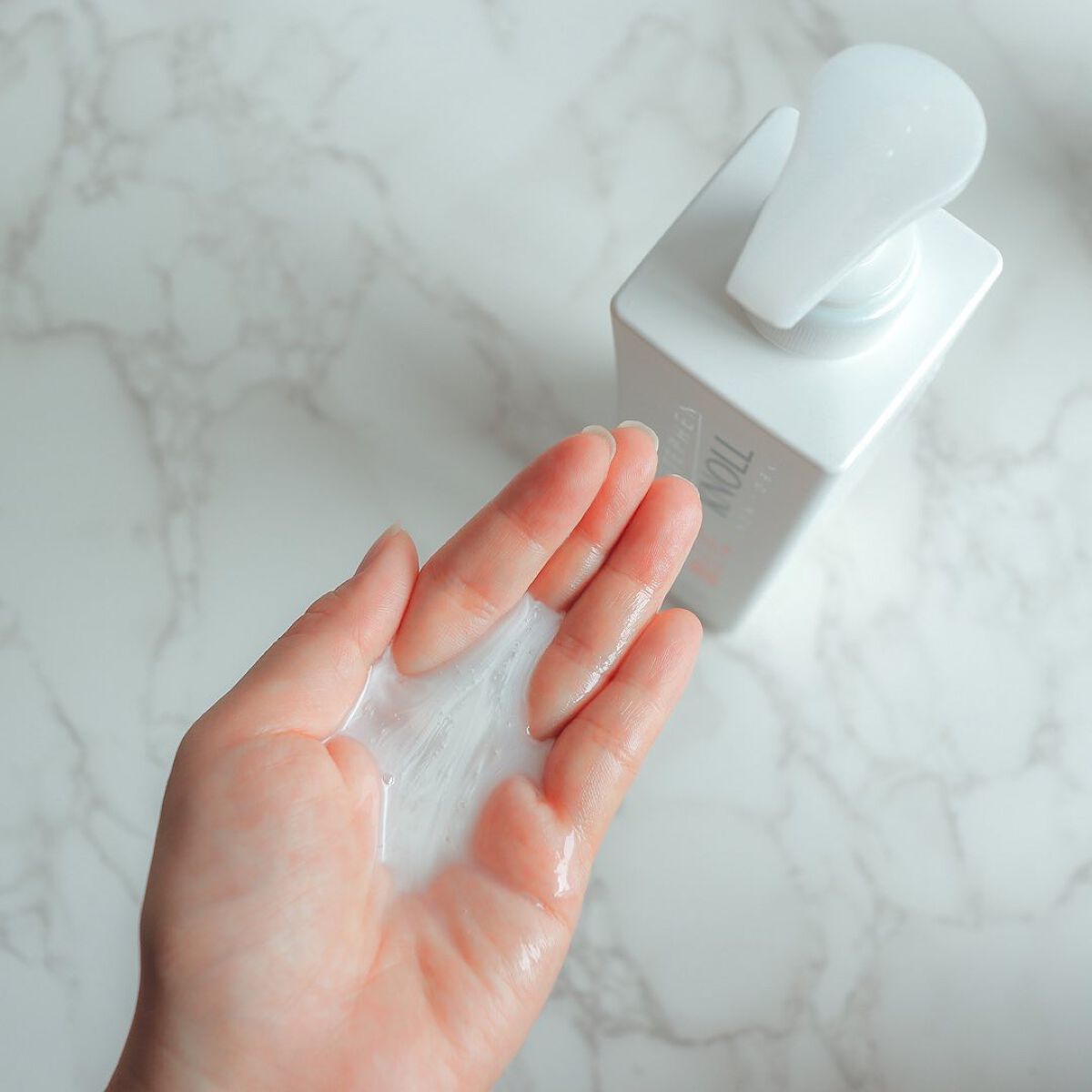 リペアコントロール シャンプー W/コンディショナー W/スティーブンノル ニューヨーク/市販シャンプーを使ったクチコミ(4枚目)