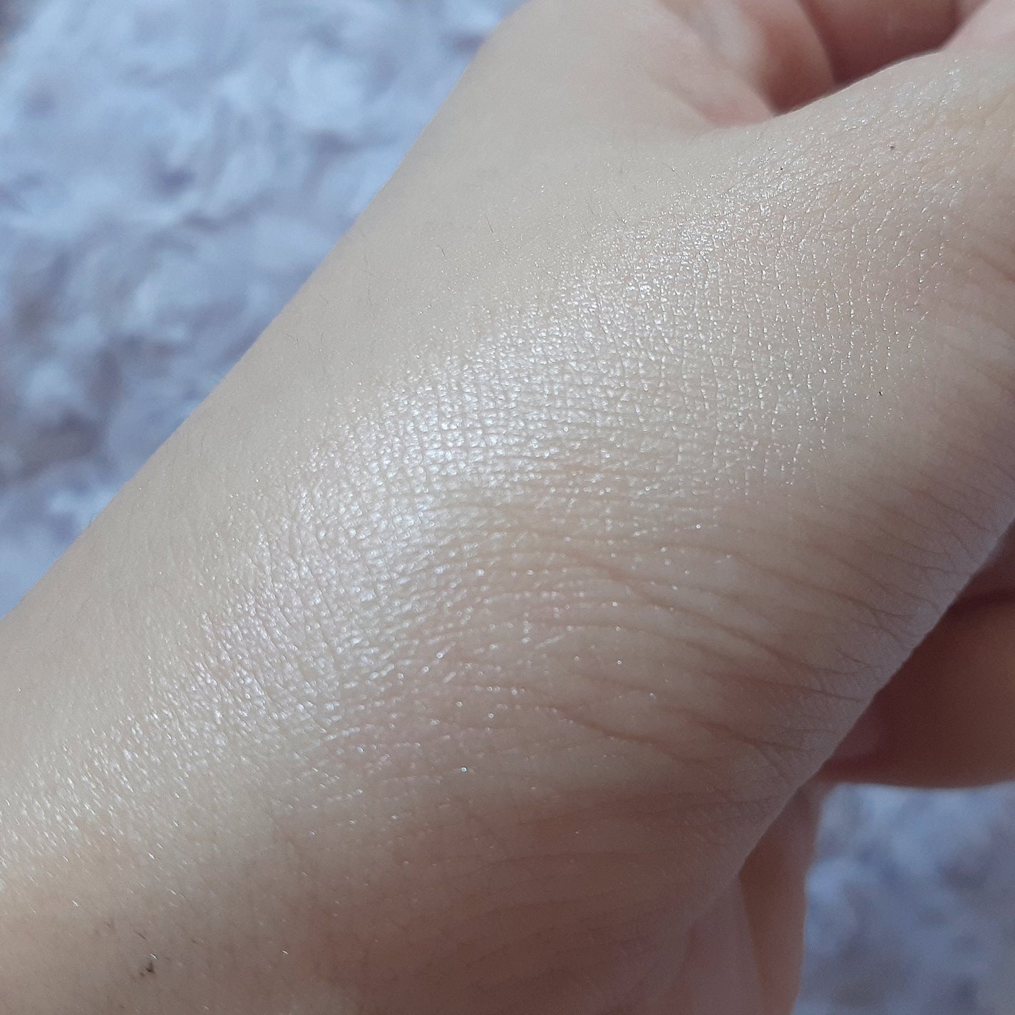 マルチグロウハイライター/Kirei&co./クリームハイライトを使ったクチコミ(3枚目)