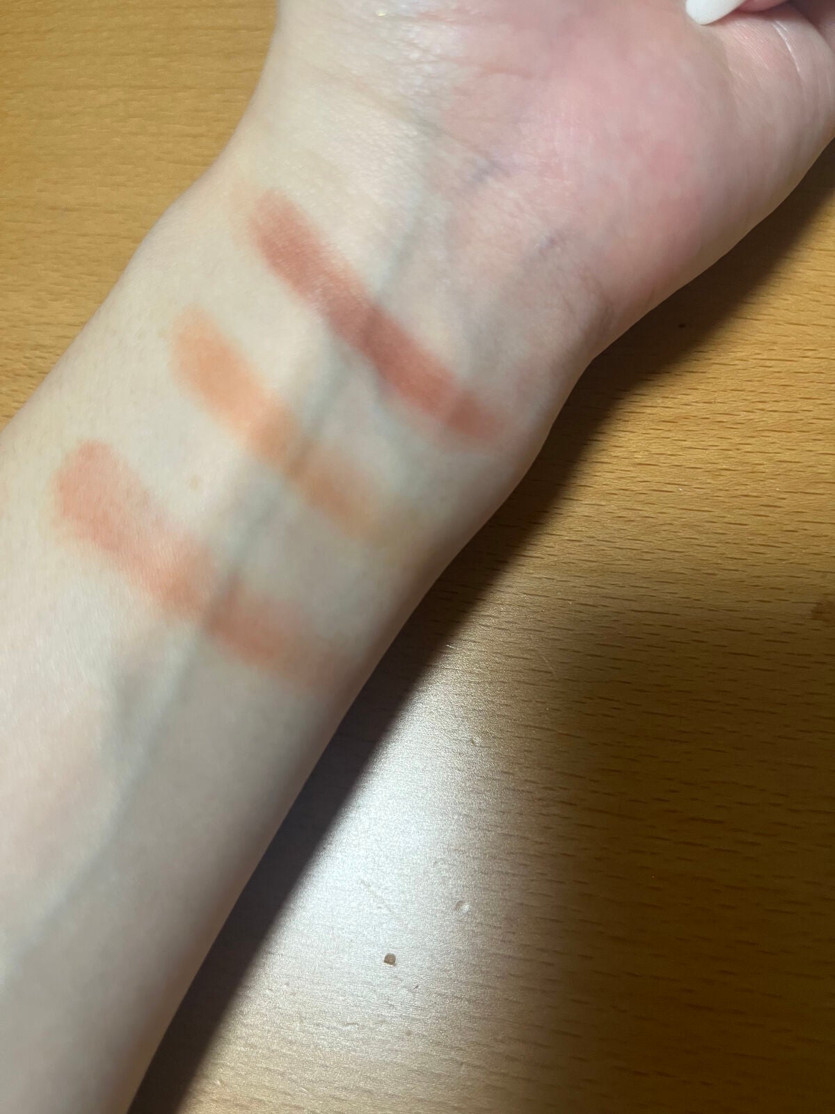 レッドヌードルージュ (エアリーマット)/KATE/口紅を使ったクチコミ(3枚目)