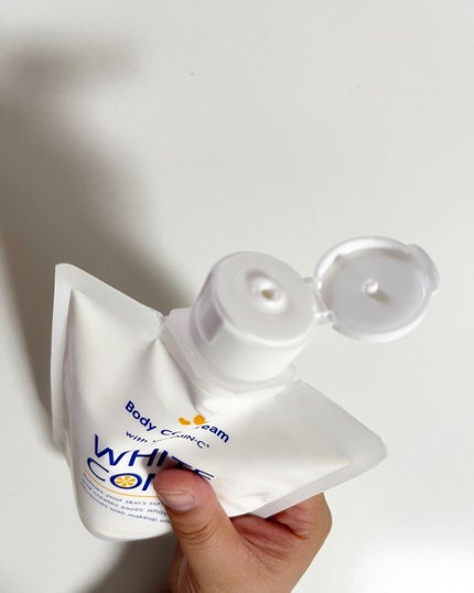 薬用ホワイトコンク ホワイトニングCC CII/ホワイトコンク/ボディクリームを使ったクチコミ(2枚目)