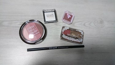 UR GLAM　POWDER EYESHADOW/U R GLAM/シングルアイシャドウを使ったクチコミ（1枚目）