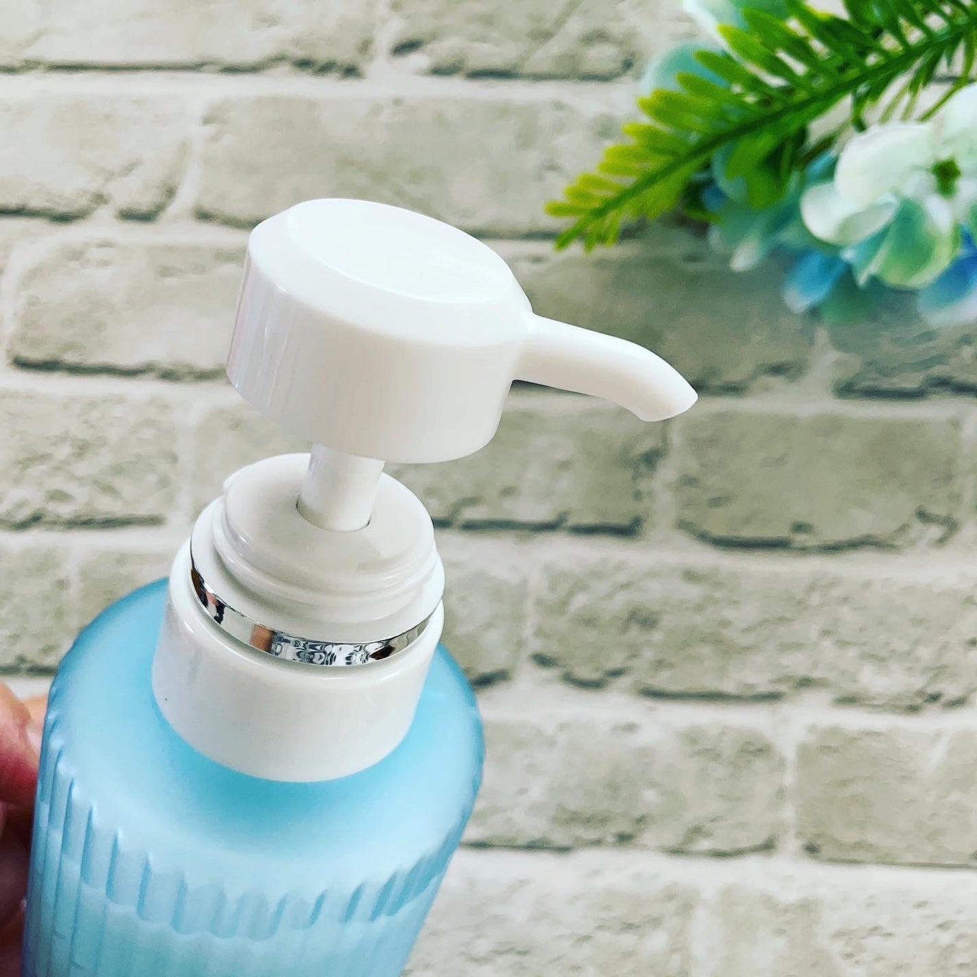 リフレッシュ × さらつや シャンプー/トリートメント/h&s/市販シャンプーを使ったクチコミ(7枚目)