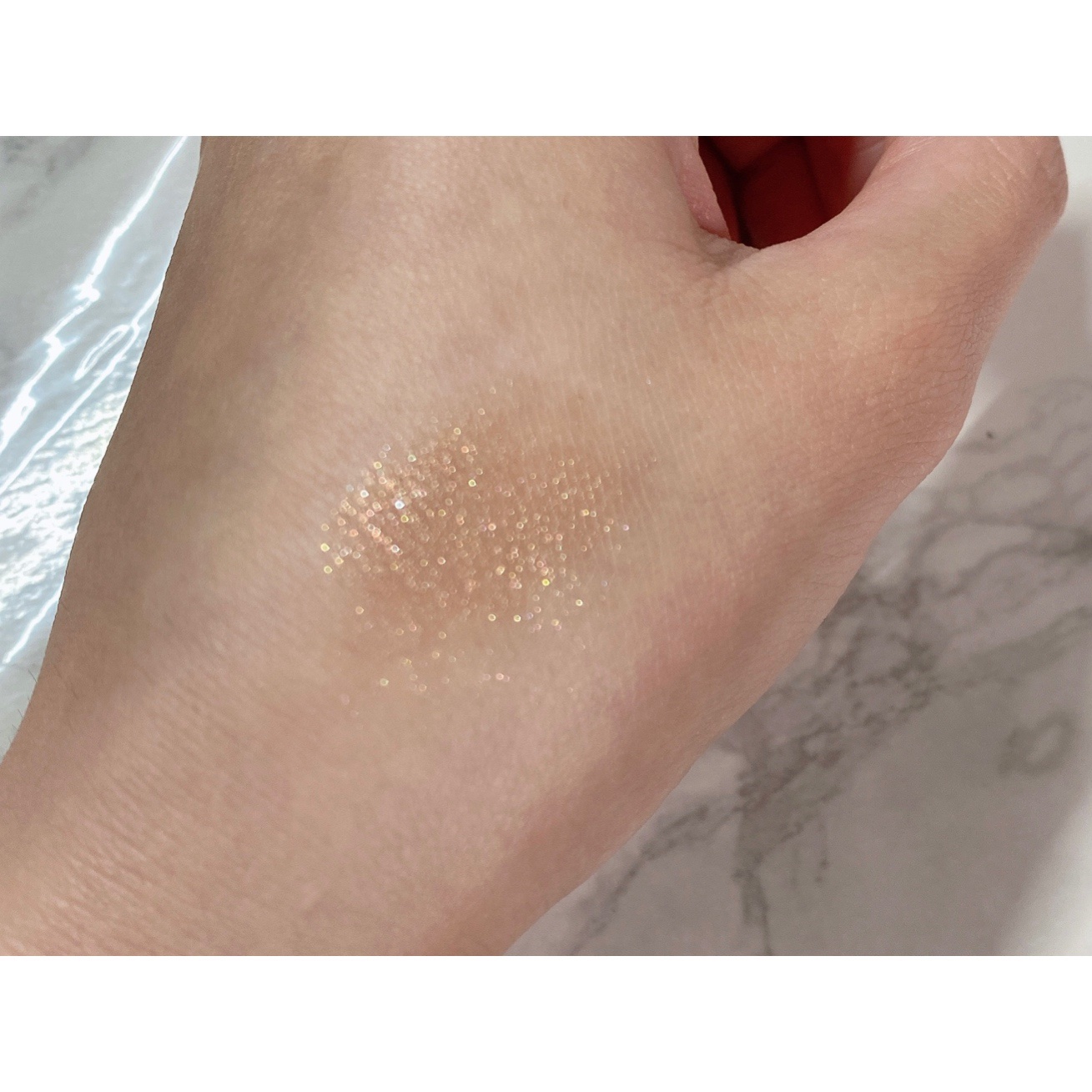 グリッタープリズム シャドウ/MISSHA/グリッターを使ったクチコミ（2枚目）