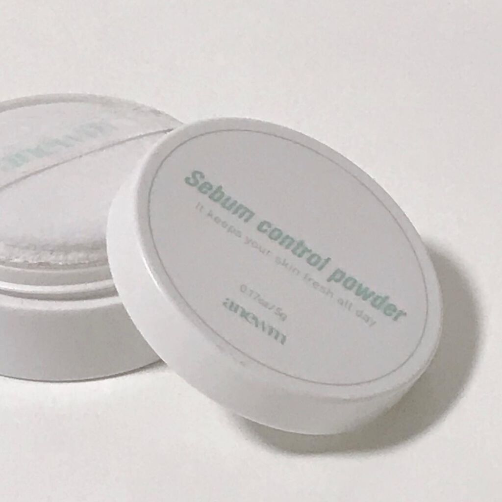 アニューム セバム コントロール パウダー/saat insight/ルースパウダーを使ったクチコミ（1枚目）