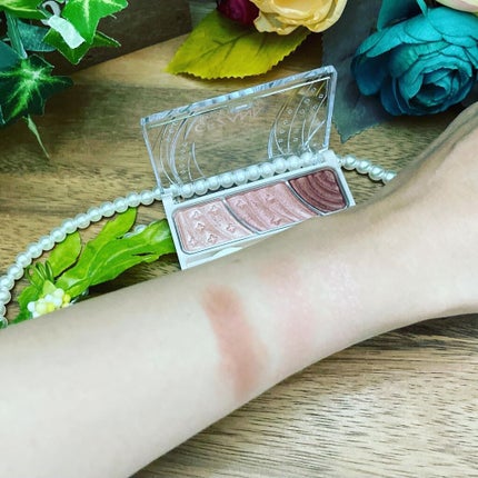 トーンアップアイシャドウ/CEZANNE/アイシャドウパレットを使ったクチコミ(3枚目)