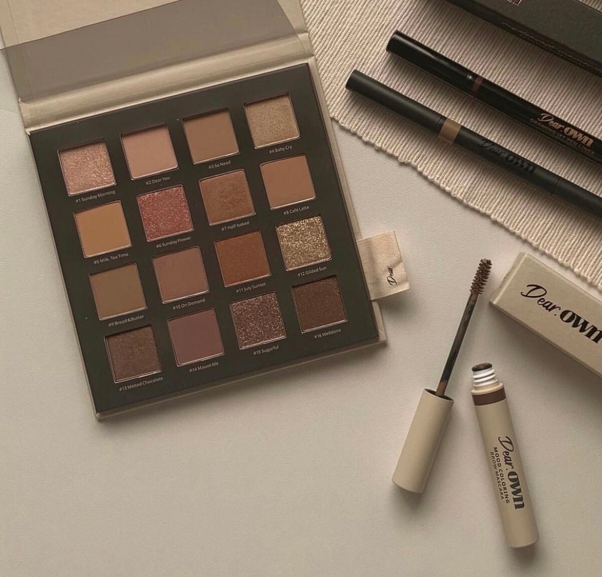 ⭐️ on LIPS 「ディアオウンディアオウンシャドウパレットアイシャドウとアイライ..」(1枚目)