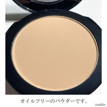 カラーステイ プレスト パウダー N 821 ライト（自然な肌色）（トムとジェリー 限定パッケージ）/REVLON/プレストパウダーを使ったクチコミ（3枚目）