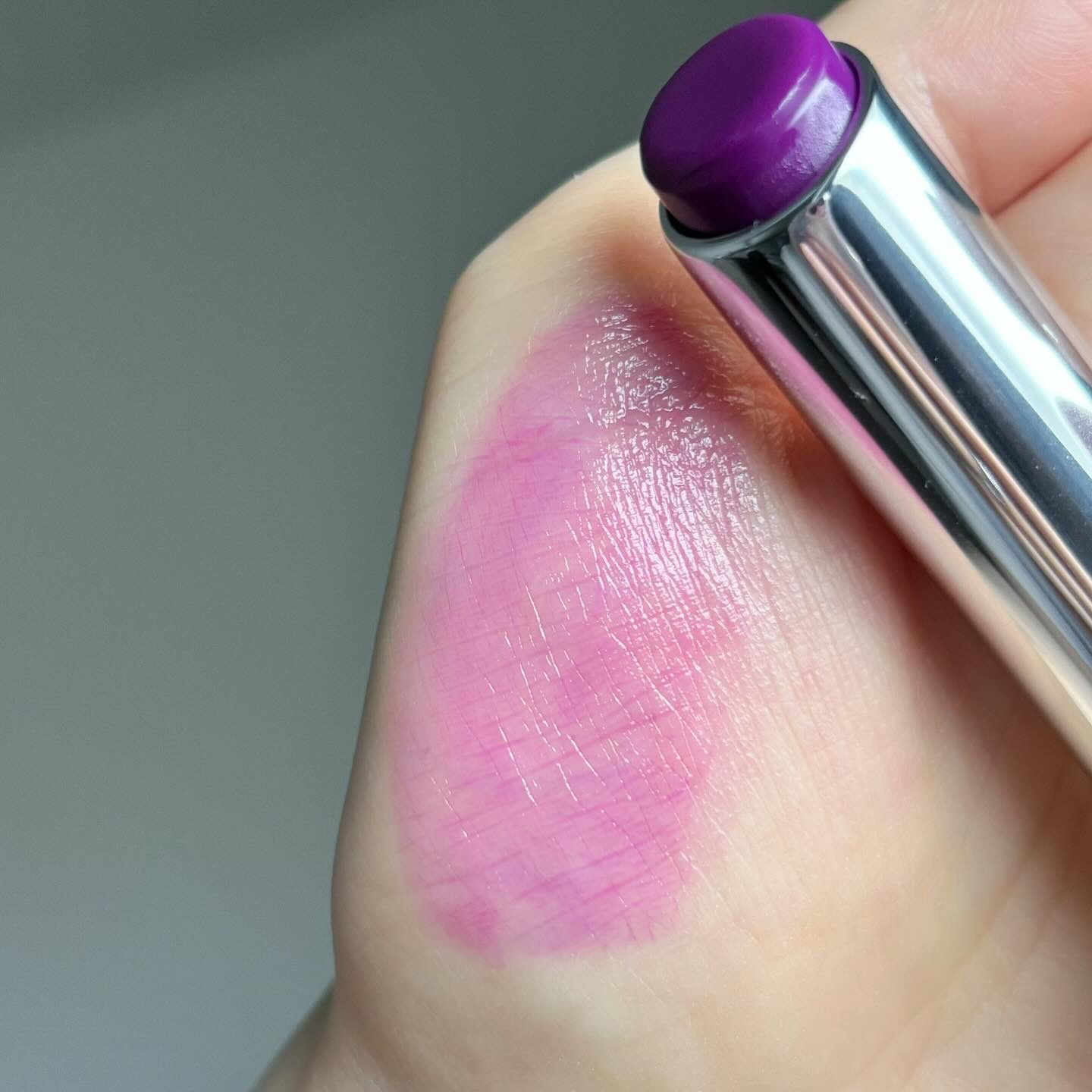 グロー プレイ テンダートーク リップ バーム 462 トリック/M・A・C/リップバームを使ったクチコミ（3枚目）