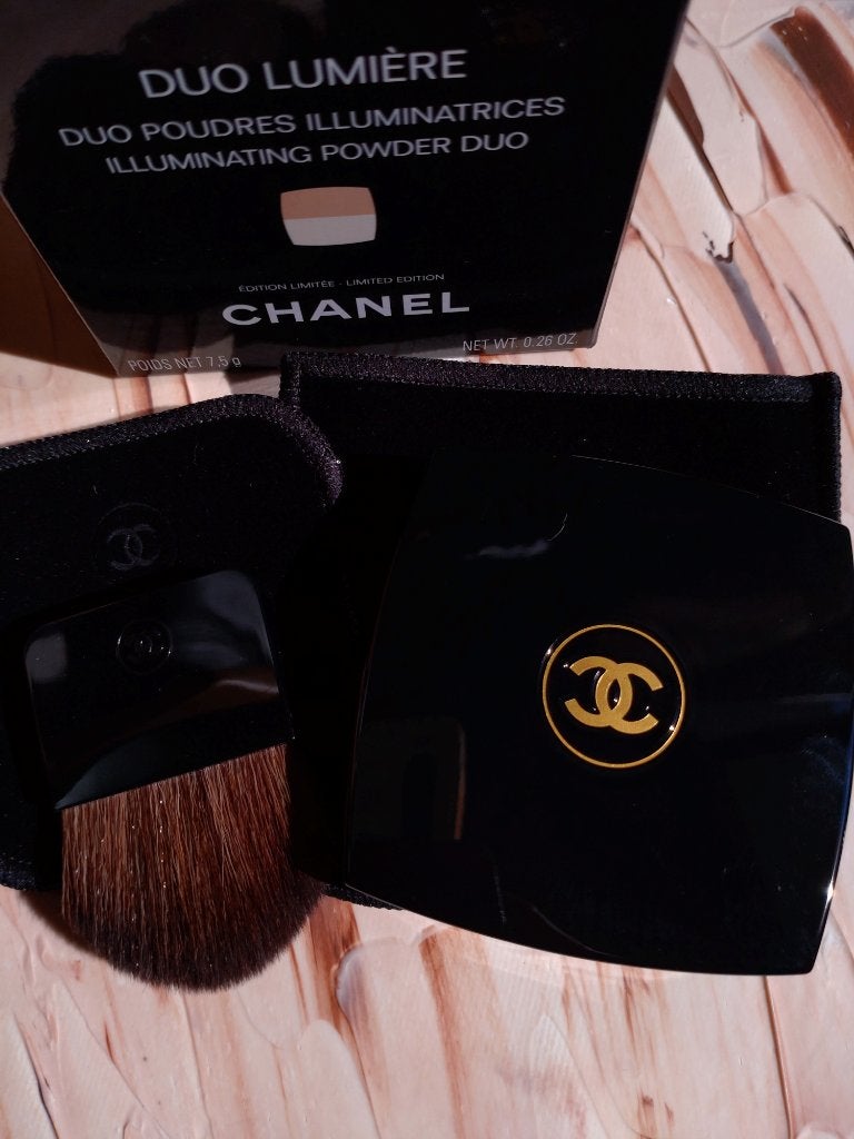 デュオ プードゥル ルミエール/CHANEL/パウダーハイライトを使ったクチコミ(2枚目)