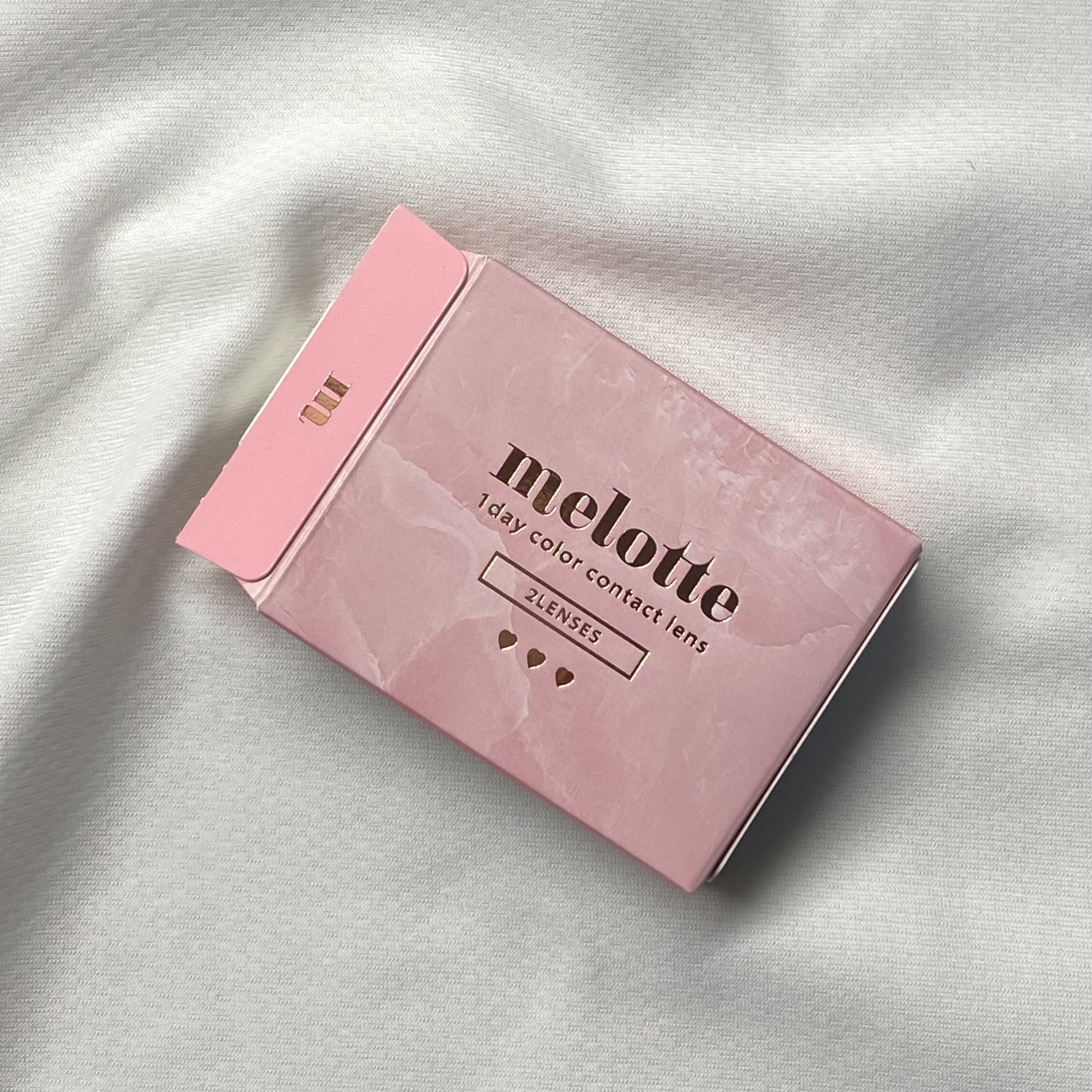 自然なブラウン🤎

こんにちは🌞

今日はどんなメイクにもバッチリあうカラコンを紹介していこうと思います！！

それではスタート‎📢

melotte
ヒロインルール

スペック📝
DIA:14.2mm
着色直径:13.5mm
BC