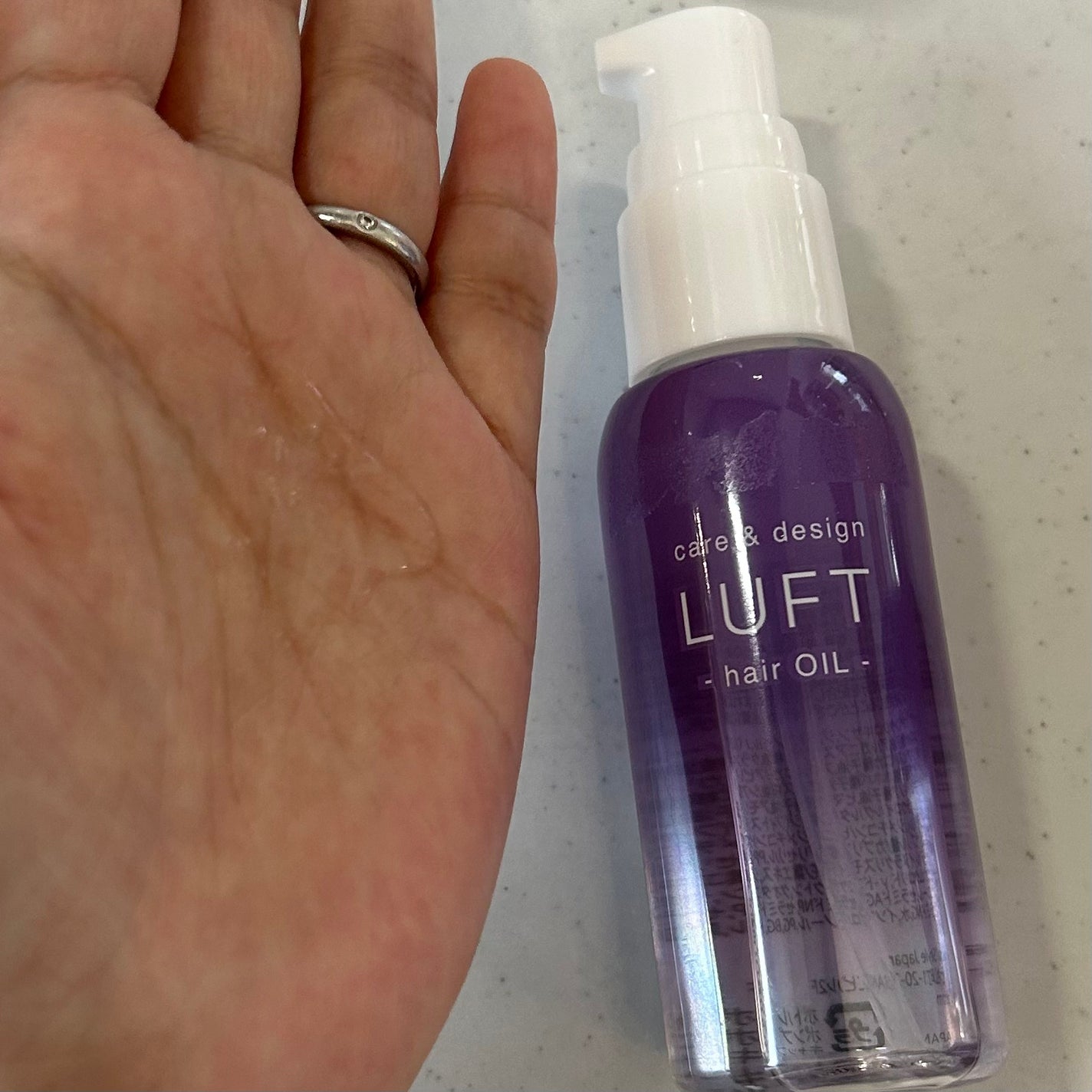 ケア&デザインオイル D/LUFT/ヘアオイルを使ったクチコミ(5枚目)