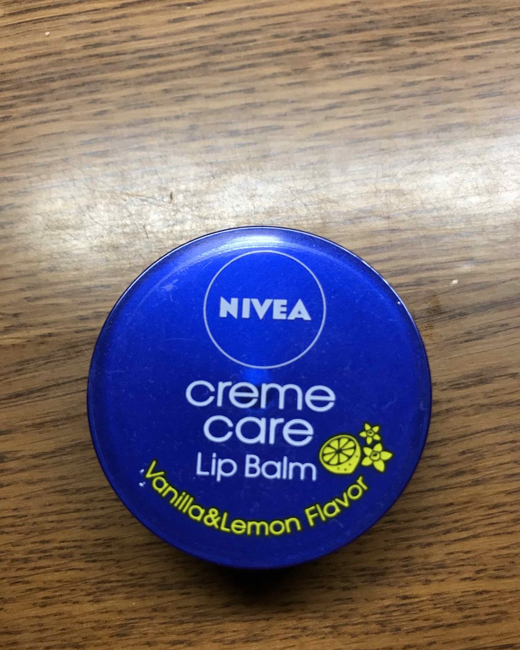 ニベア クリームケア リップバーム バニラ&レモンの香り/ニベア/リップケアを使ったクチコミ（1枚目）