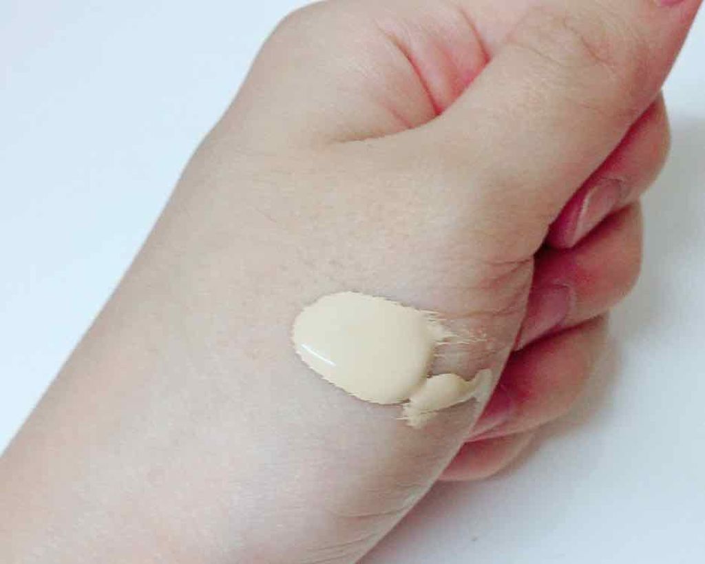 ダイレクトホワイトdeW 美白ファンデーション/pdc/化粧下地を使ったクチコミ（3枚目）