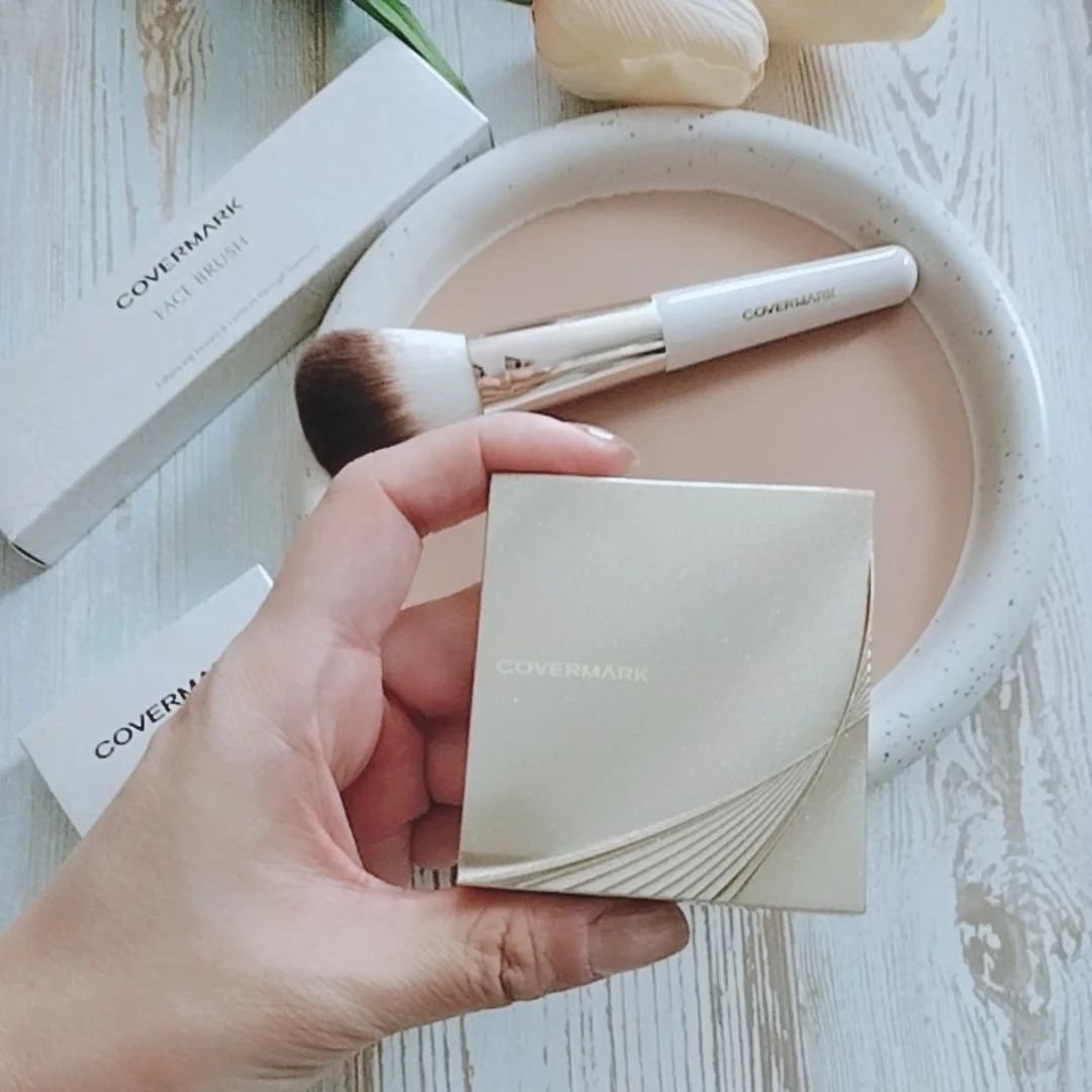 カバーマーク　ライティング カラー パウダー 02 コーラル/COVERMARK/パウダーチークを使ったクチコミ（2枚目）