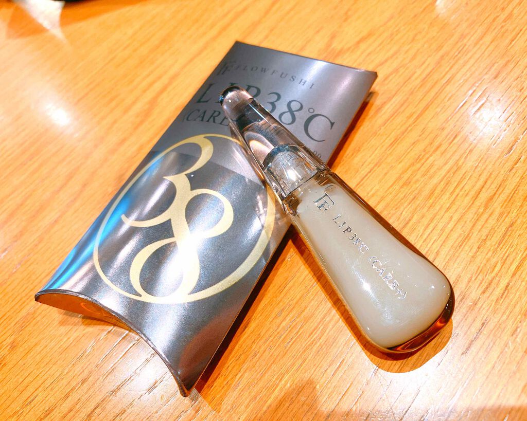 LIP38℃ +UnFrame<ホログラフィック>/UZU BY FLOWFUSHI/リップグロスを使ったクチコミ（1枚目）