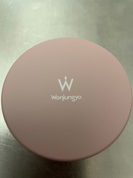 プランクトン on LIPS 「#ウォンジョンヨ パウダーピンクとベージュどちらかと言うとピン..」(1枚目)