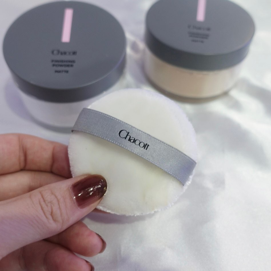フィニッシングパウダー マット/チャコット・コスメティクス/ルースパウダーを使ったクチコミ（2枚目）