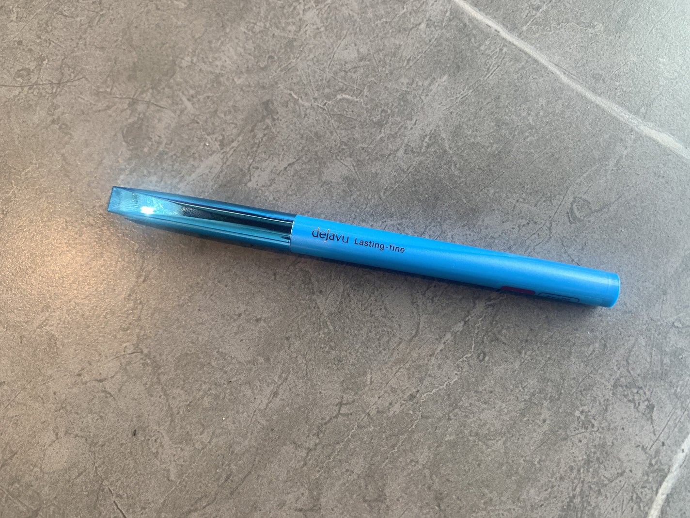「密着アイライナー」極細クリームペンシル/デジャヴュ/ペンシルアイライナーを使ったクチコミ(2枚目)