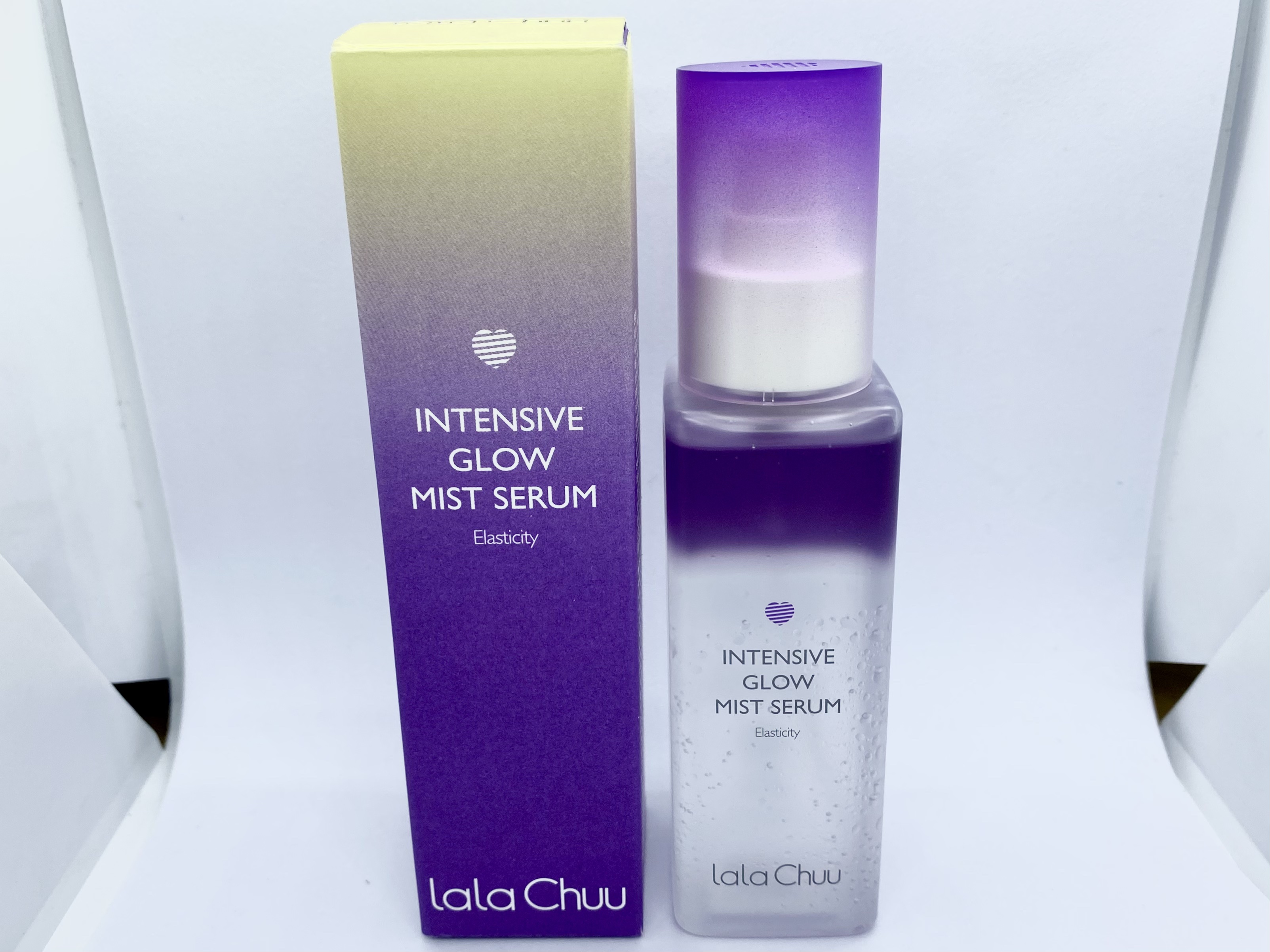 lalachuu LaLaChuu インテンシブ グロー ミスト セラムのクチコミ「スプレータイプで
オイルと水分の二層になっており
3-5回振ってから使用🌼

オイルが入ってま.....」（1枚目）