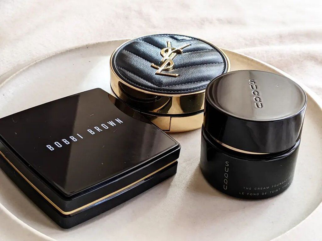 シアーフィニッシュ プレストパウダー 11 ソフトポーセリン/BOBBI BROWN/プレストパウダーを使ったクチコミ（1枚目）