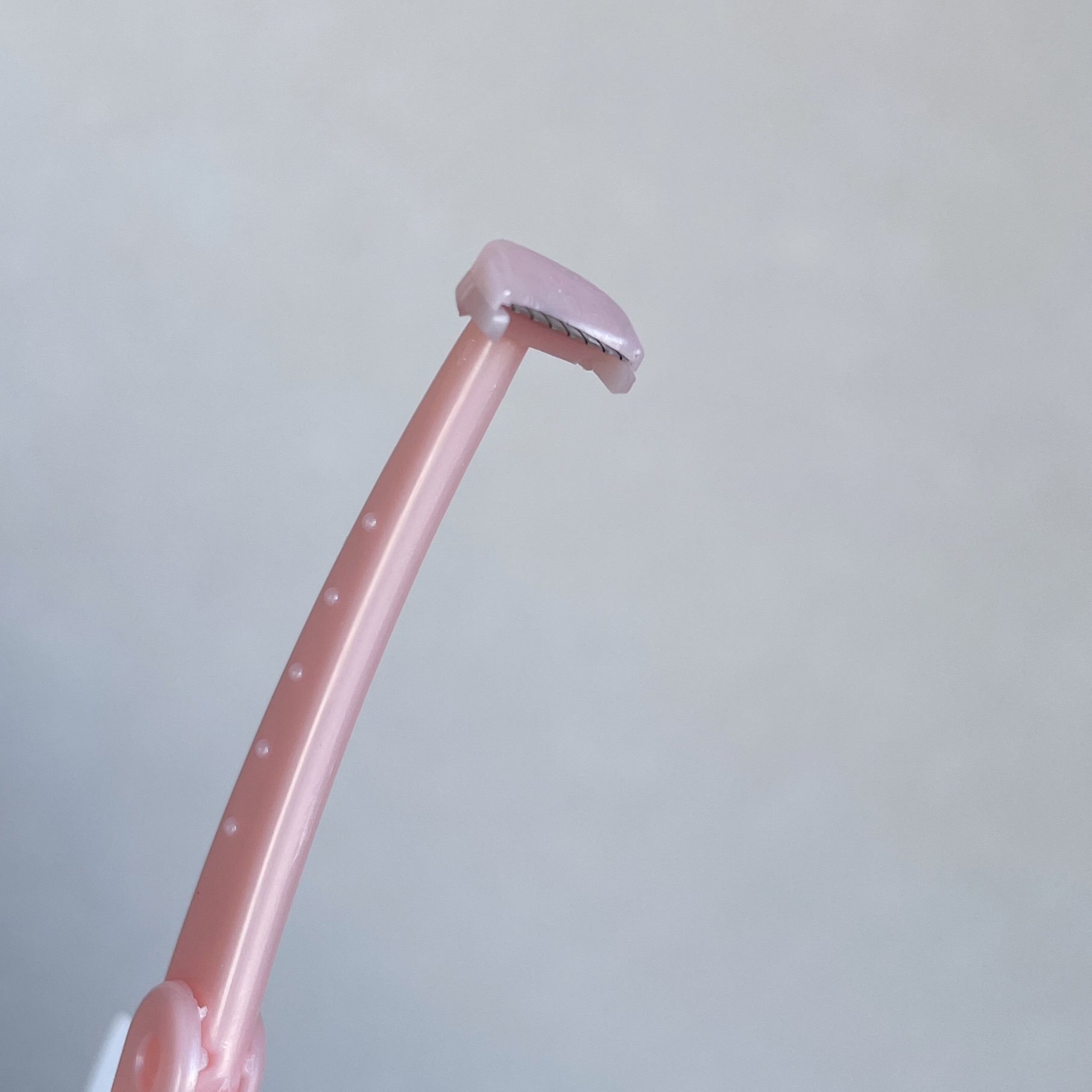 顔・まゆ用ミニT字カミソリ/ニッケンかみそり株式会社/その他スキンケアグッズを使ったクチコミ（2枚目）