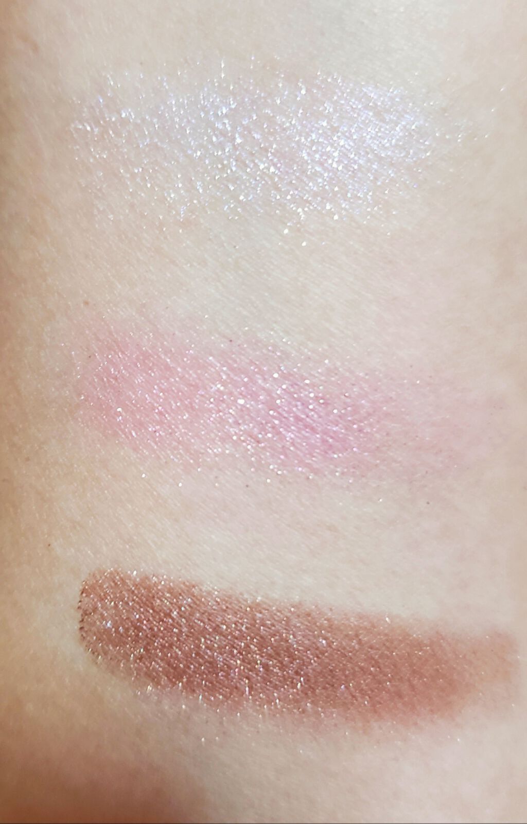 シャドーカスタマイズ/MAJOLICA MAJORCA/単色アイシャドウを使ったクチコミ(3枚目)