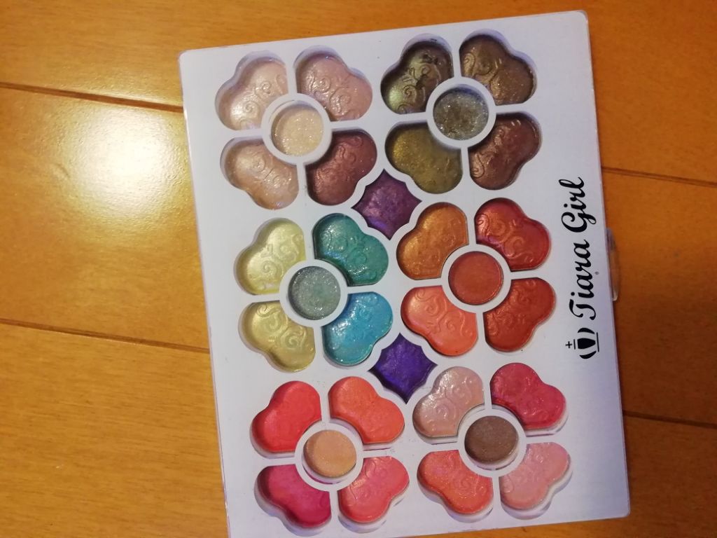 アイカラーパレット/ティアラガール/アイシャドウパレットを使ったクチコミ（1枚目）