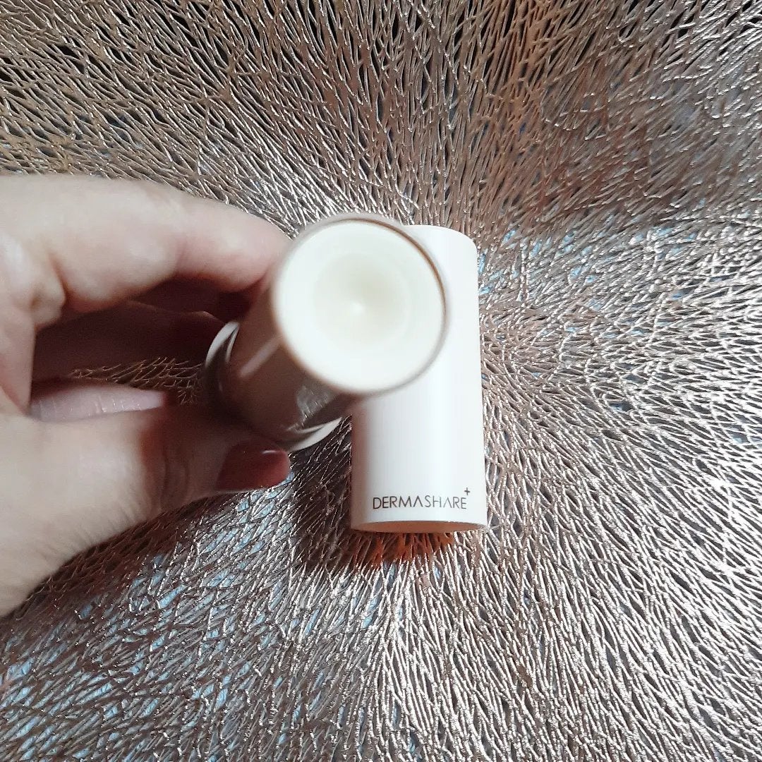 ヴィーガンナチュラルカバースティックファンデーション/DERMASHARE/その他ファンデーションを使ったクチコミ(2枚目)