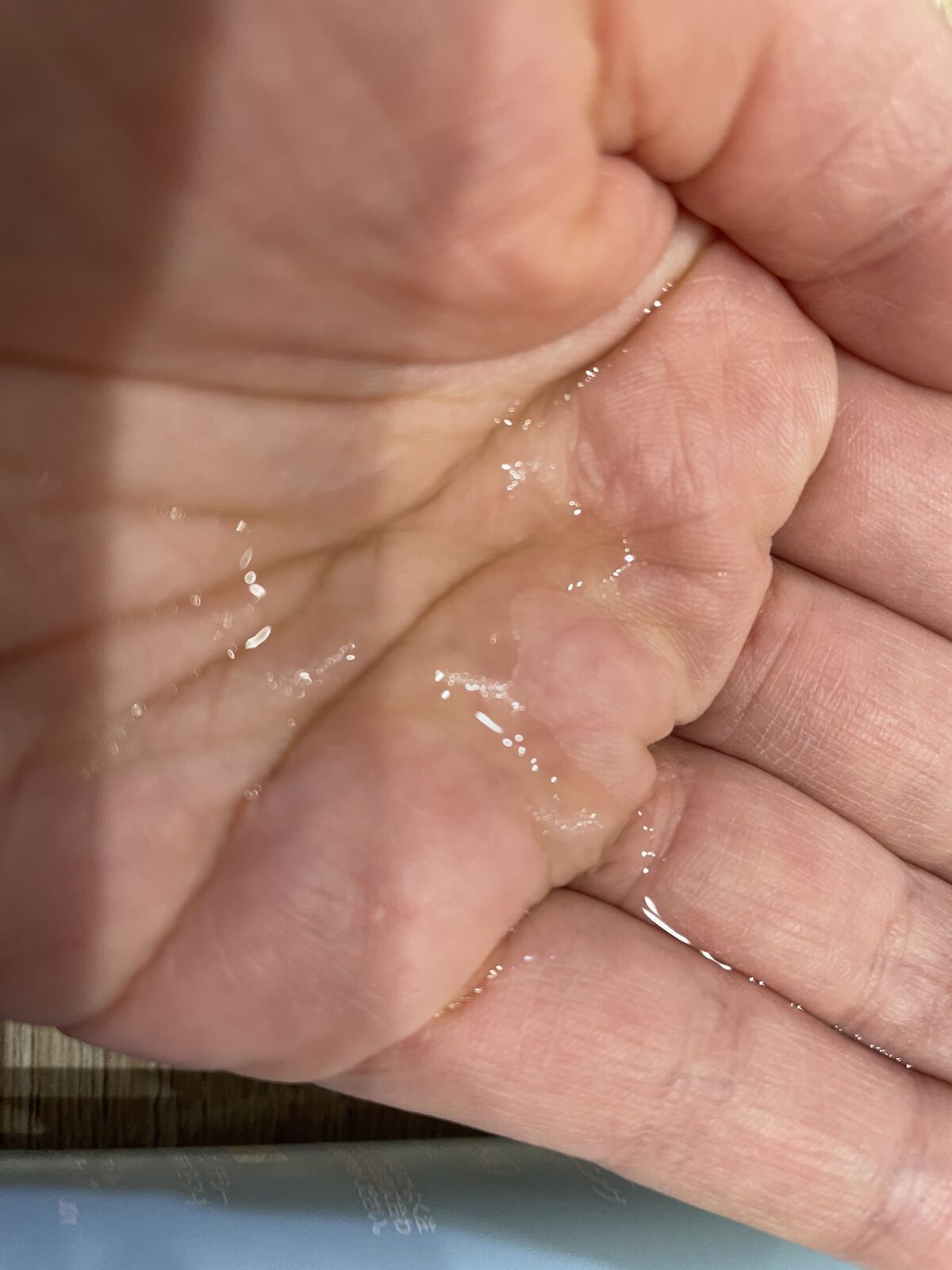 DHCルクスミー 薬用ホワイトニング エマルジョン/DHC/乳液を使ったクチコミ（2枚目）