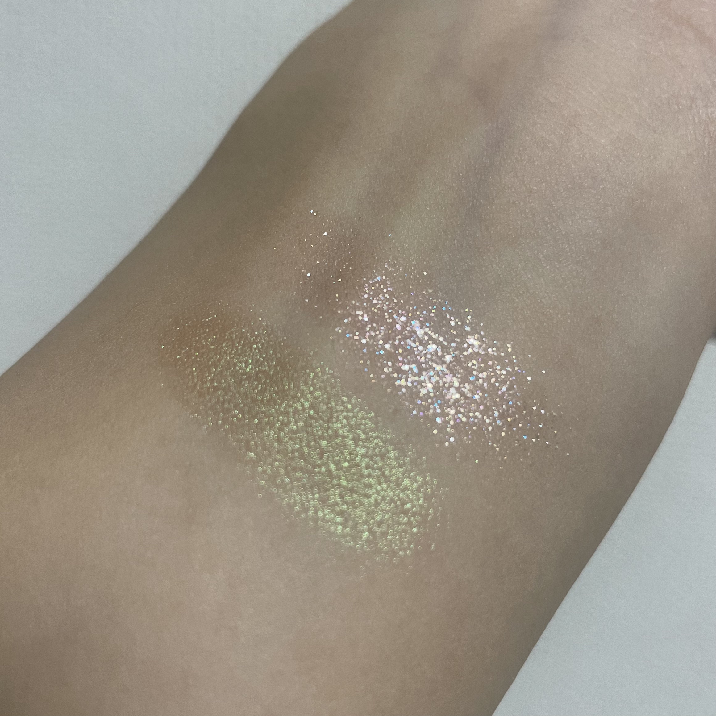 ラズル アイカラー 54 Beam vortex/エレガンス ラズル /単色アイシャドウを使ったクチコミ（2枚目）