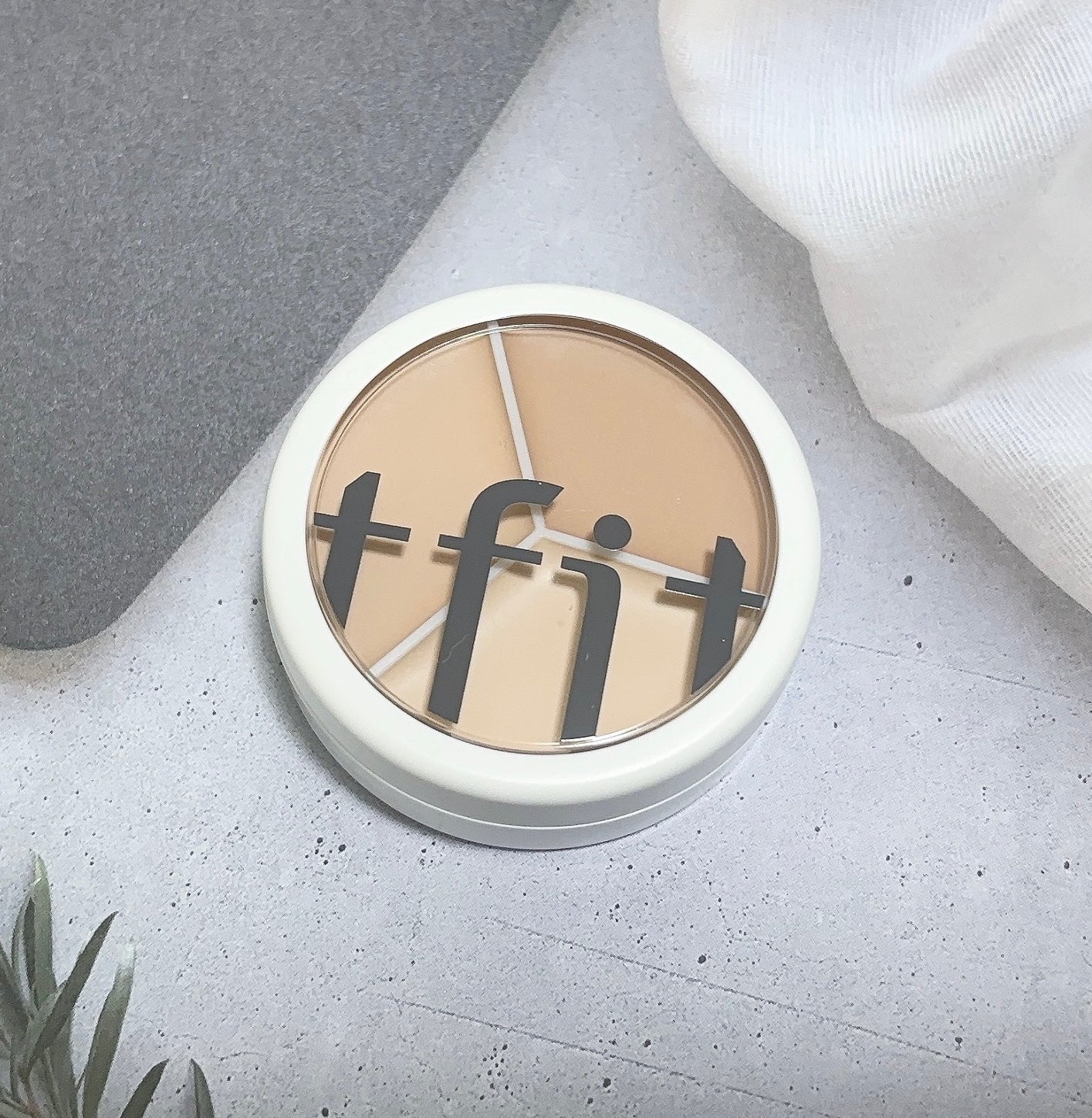 カバーアッププロコンシーラー/TFIT/パレットコンシーラーを使ったクチコミ(4枚目)