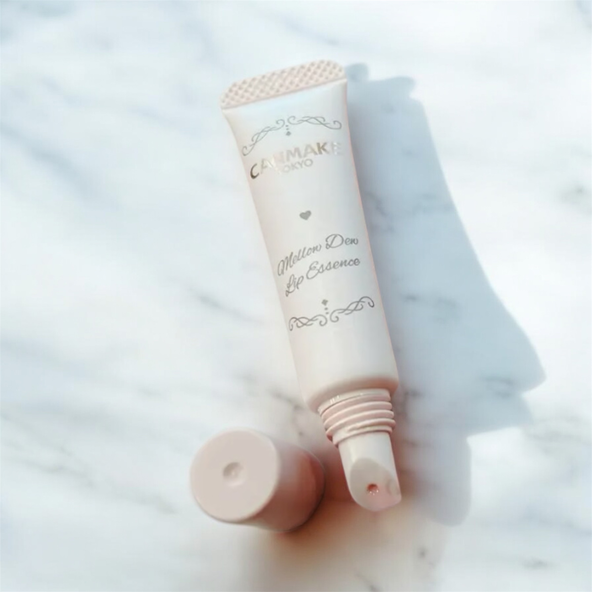 メロウデューリップエッセンス/キャンメイク/リップケアを使ったクチコミ（2枚目）