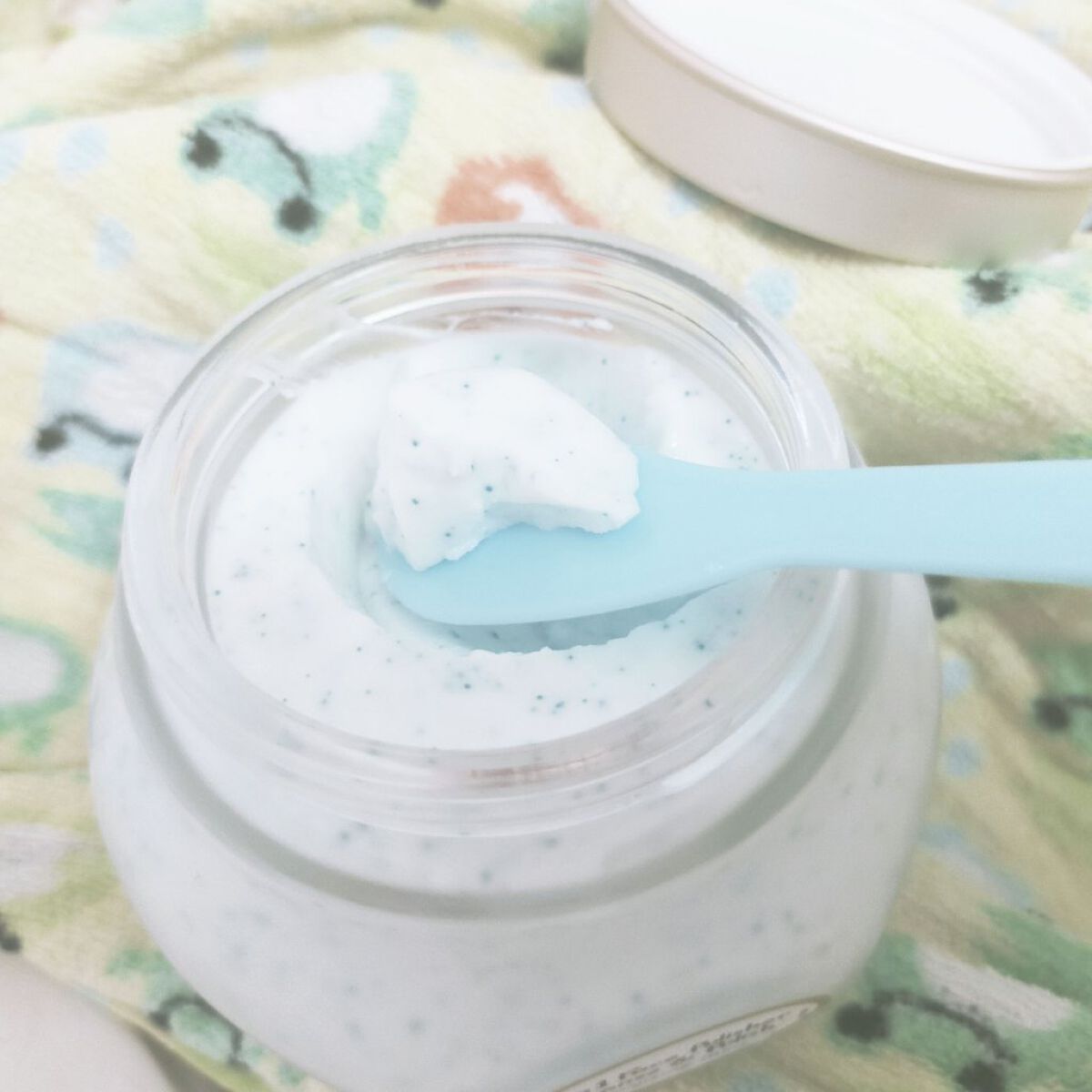 スパチュラ＆カップ（マスクパック用）/DAISO/その他スキンケアグッズを使ったクチコミ（2枚目）