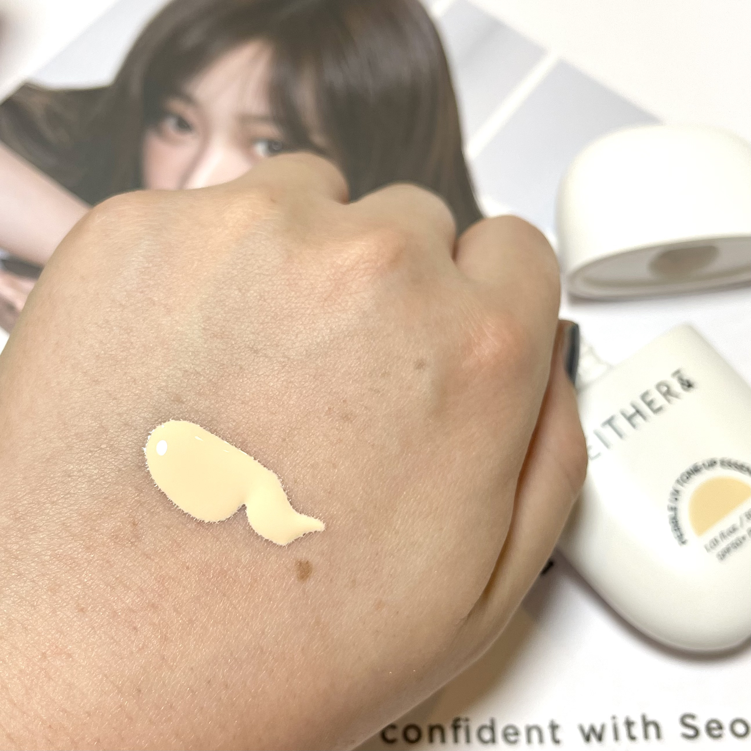 Pebble UV Tone-up Essence/EITHER＆/化粧下地を使ったクチコミ（3枚目）