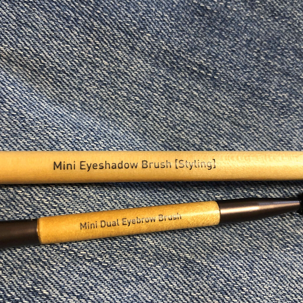 CONTOURING BRUSH (アイシャドウ ブラシ)/innisfree/メイクブラシを使ったクチコミ（2枚目）